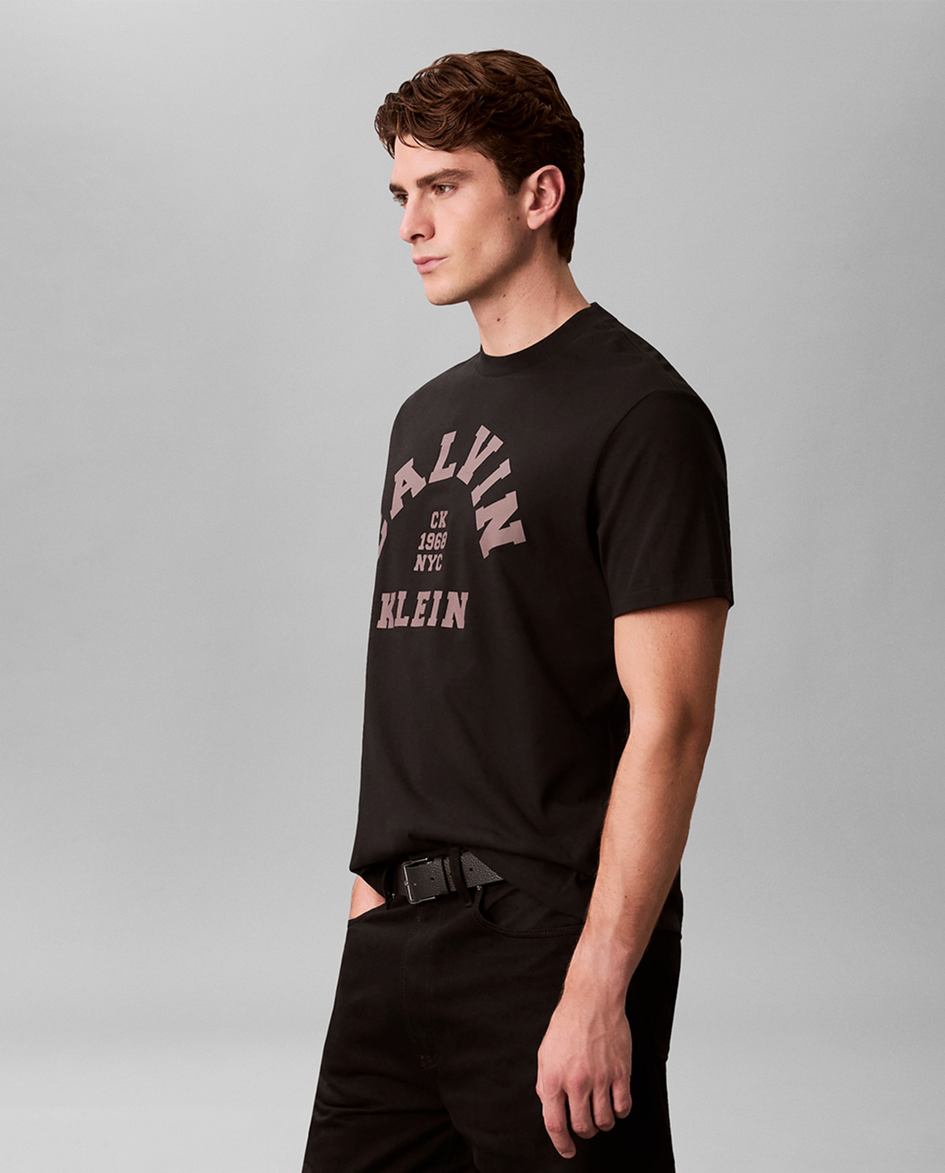 T-shirt Calvin College Preto-3