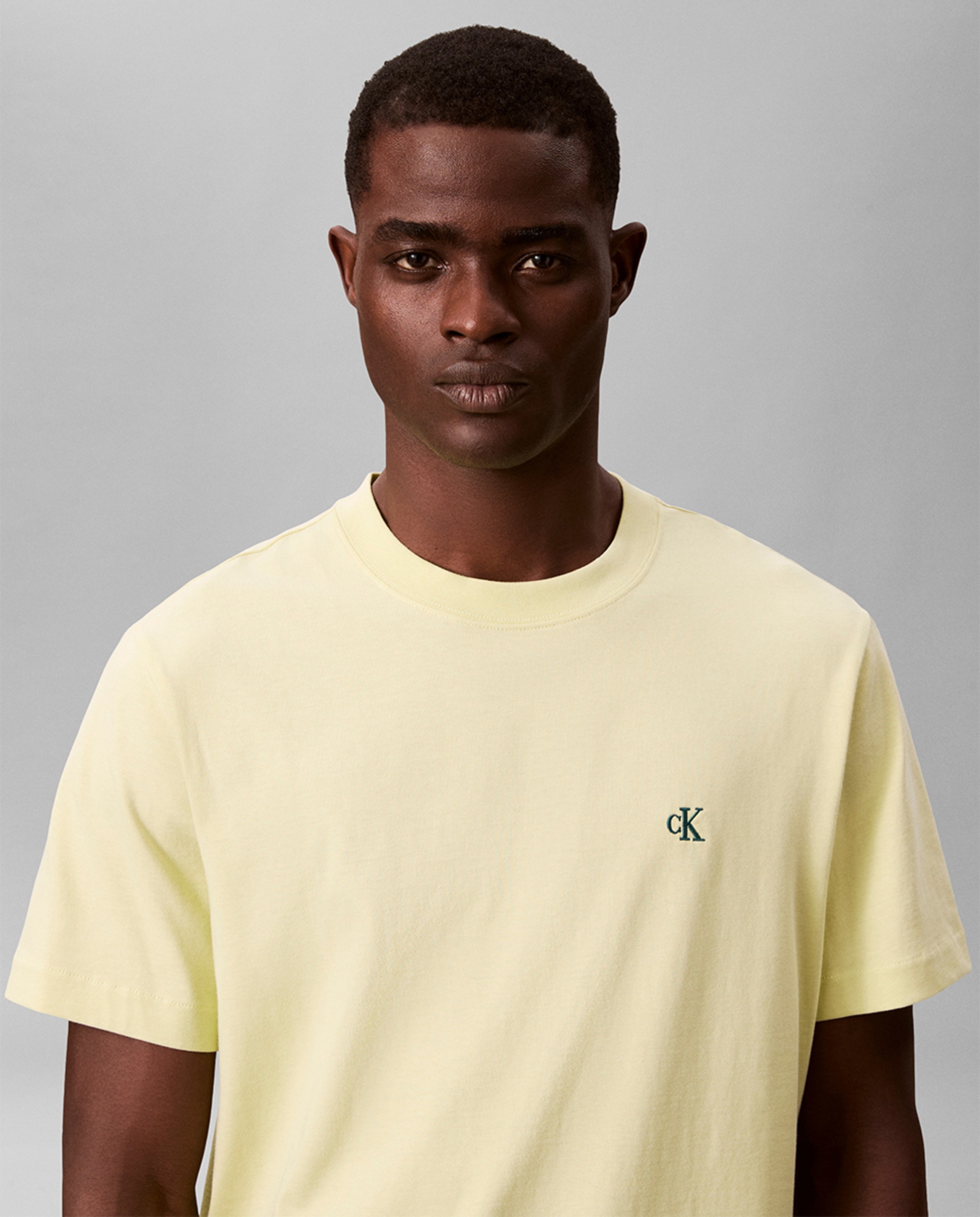 T-shirt com Logótipo de Monograma Amarelo-3