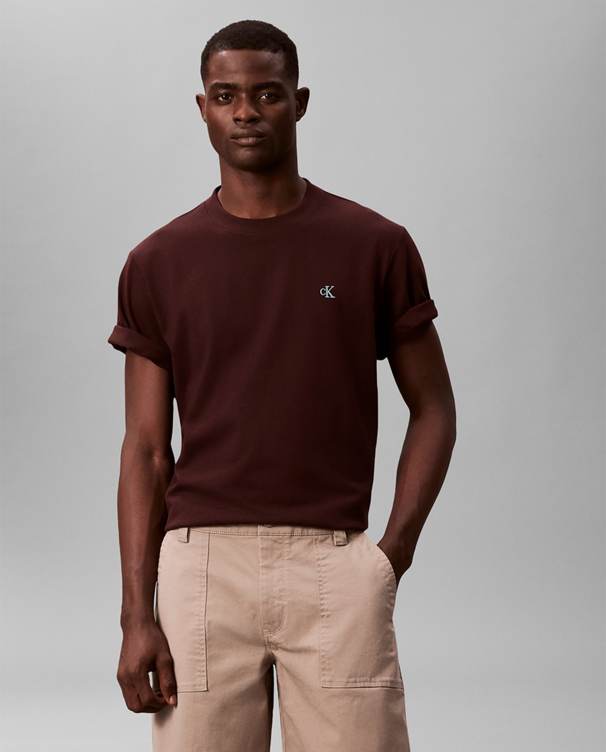 T-shirt com Logótipo de Monograma Castanho-escuro-1