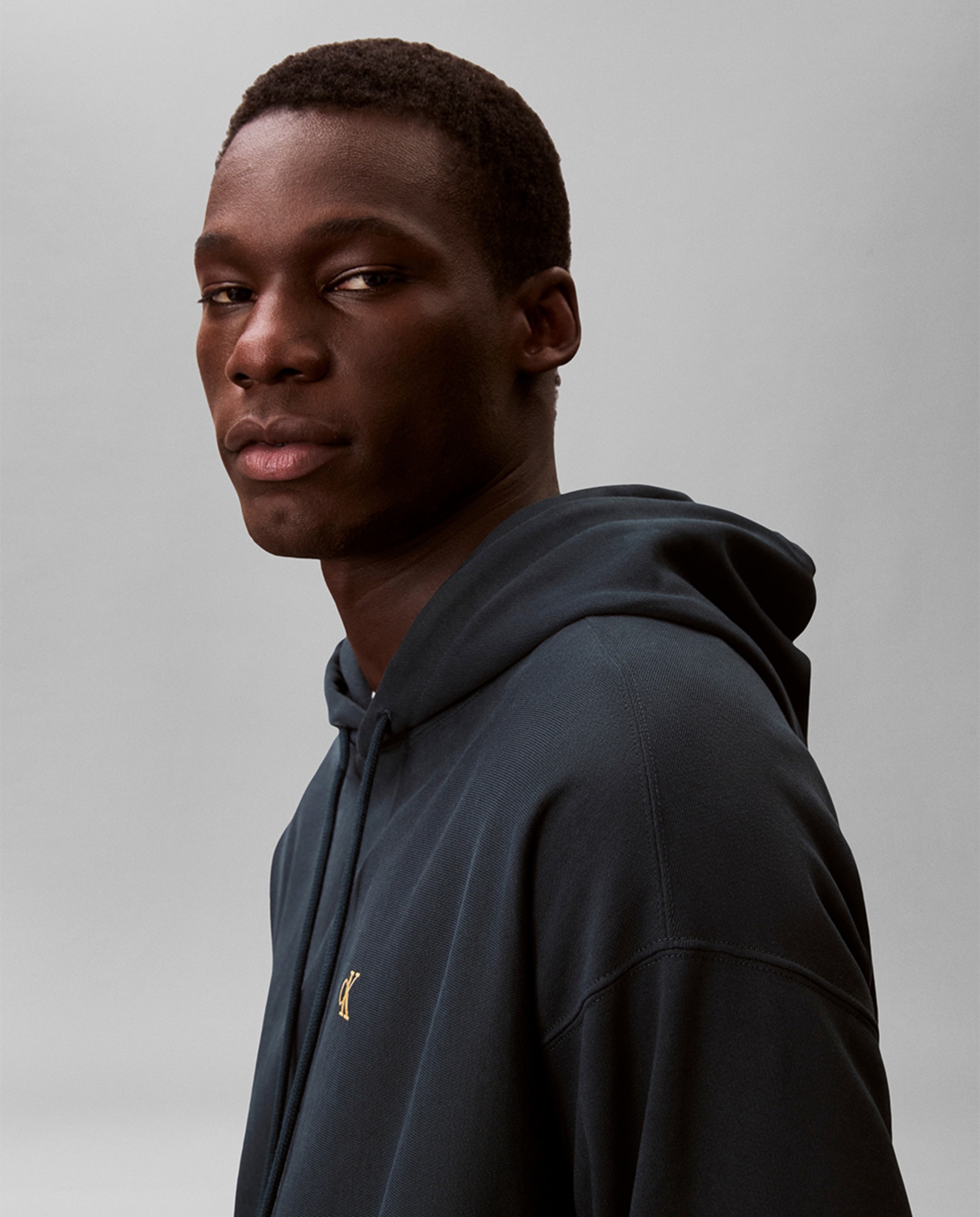 Sweatshirt com Capuz e Logótipo Azul-marinho-3