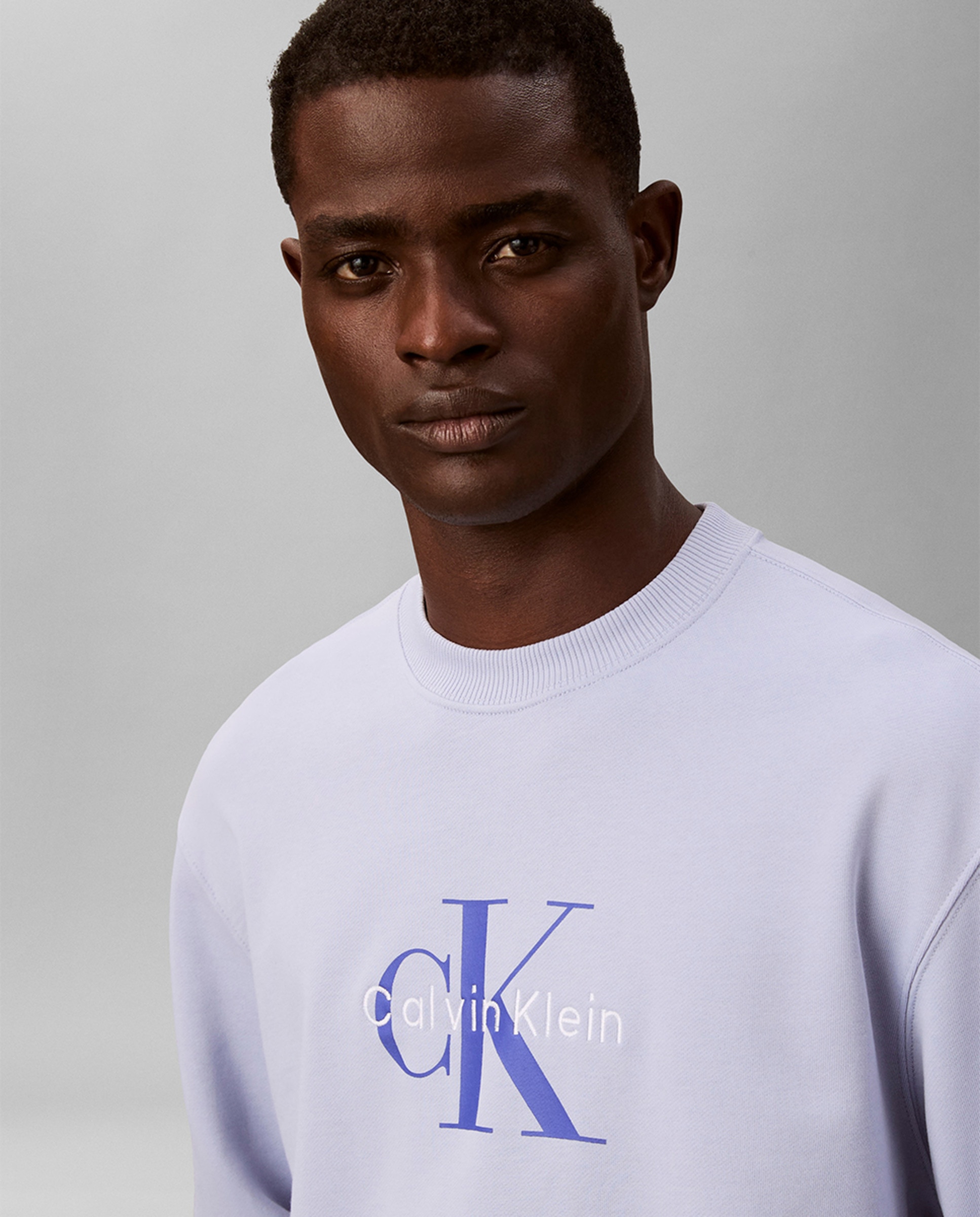 Sweatshirt com Logótipo Azul-claro-4