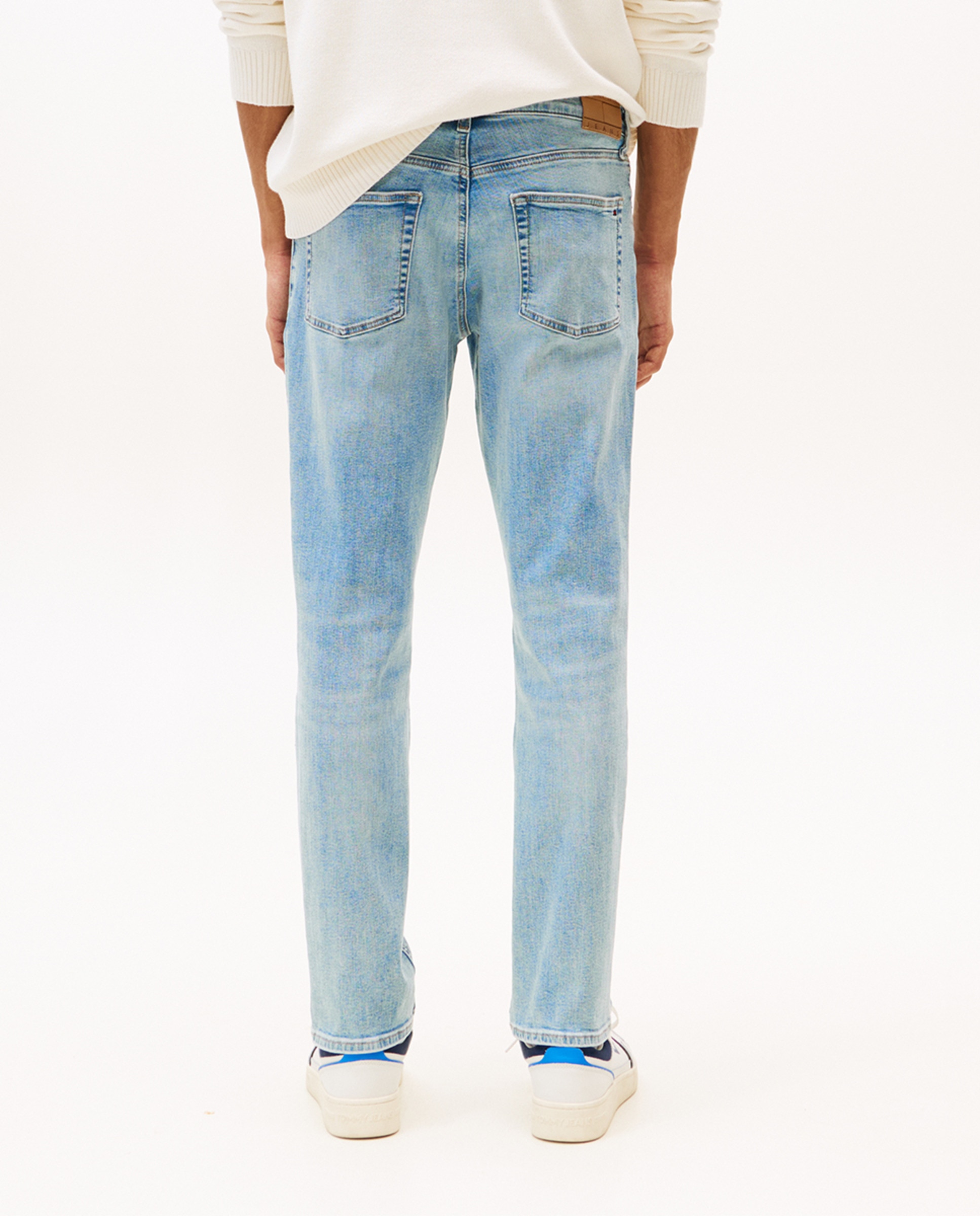 Jeans Scanton Slim Fit com Cintura Média Azul-claro-3