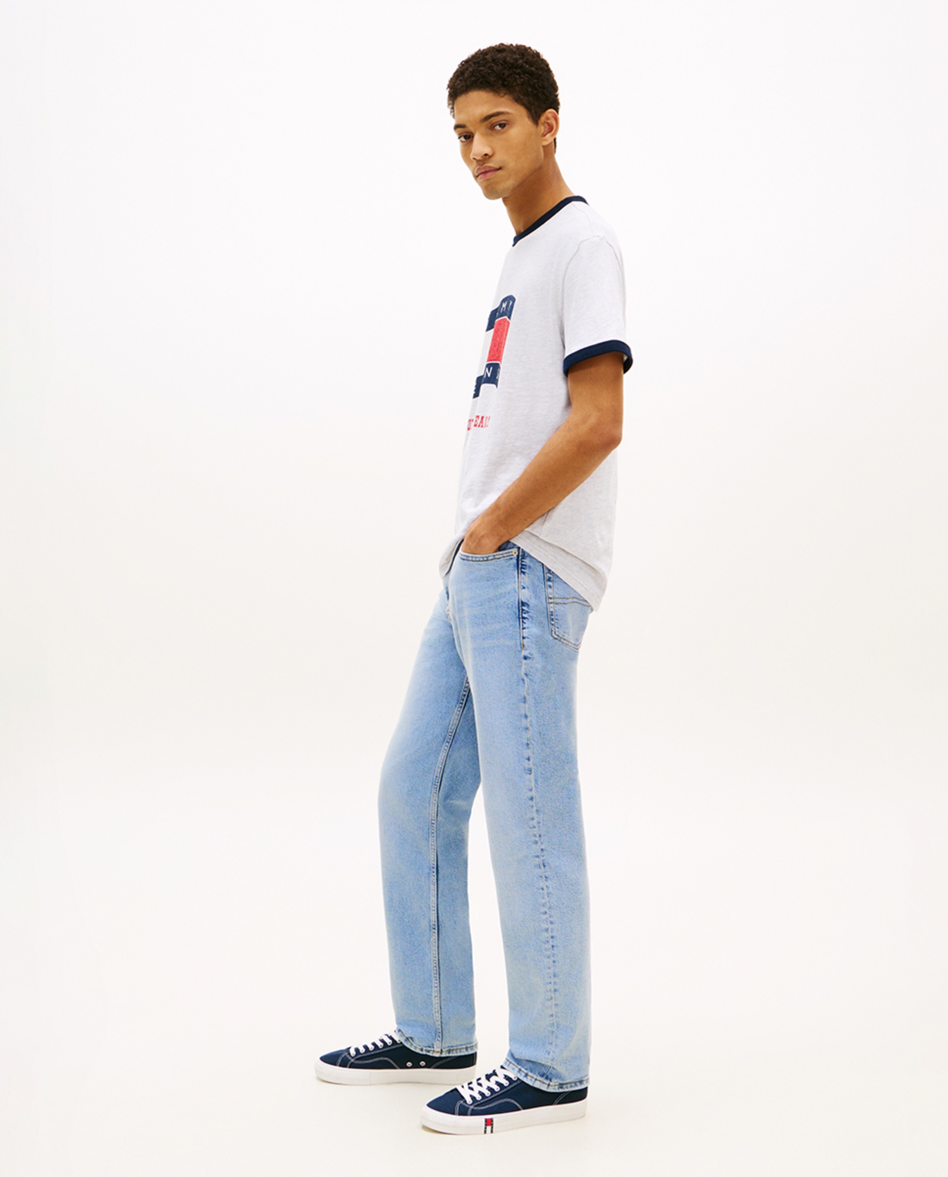 Jeans RYAN Slim Straight Fit Azul-claro-5