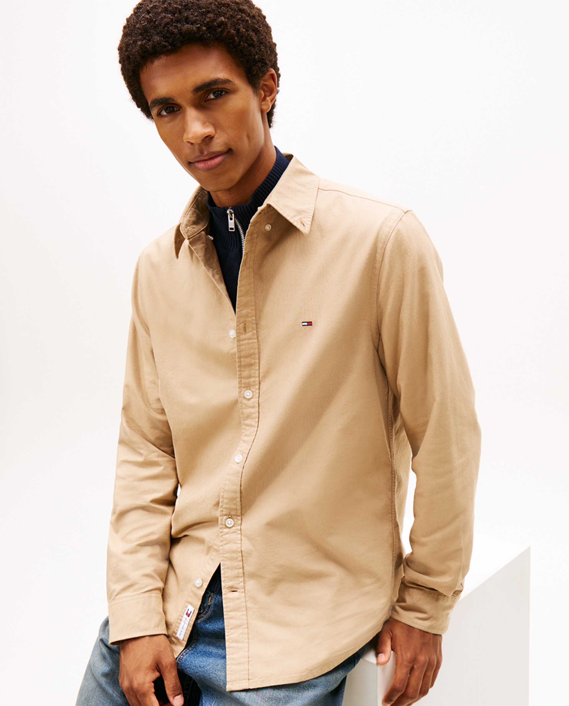 Camisa oxford regular fit Castanho-claro-3