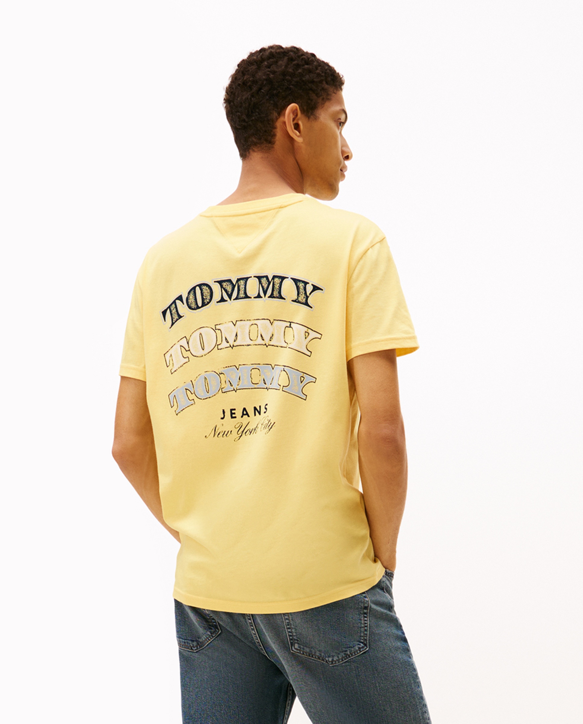T-shirt Regular Fit de Manga Curta Amarelo-2