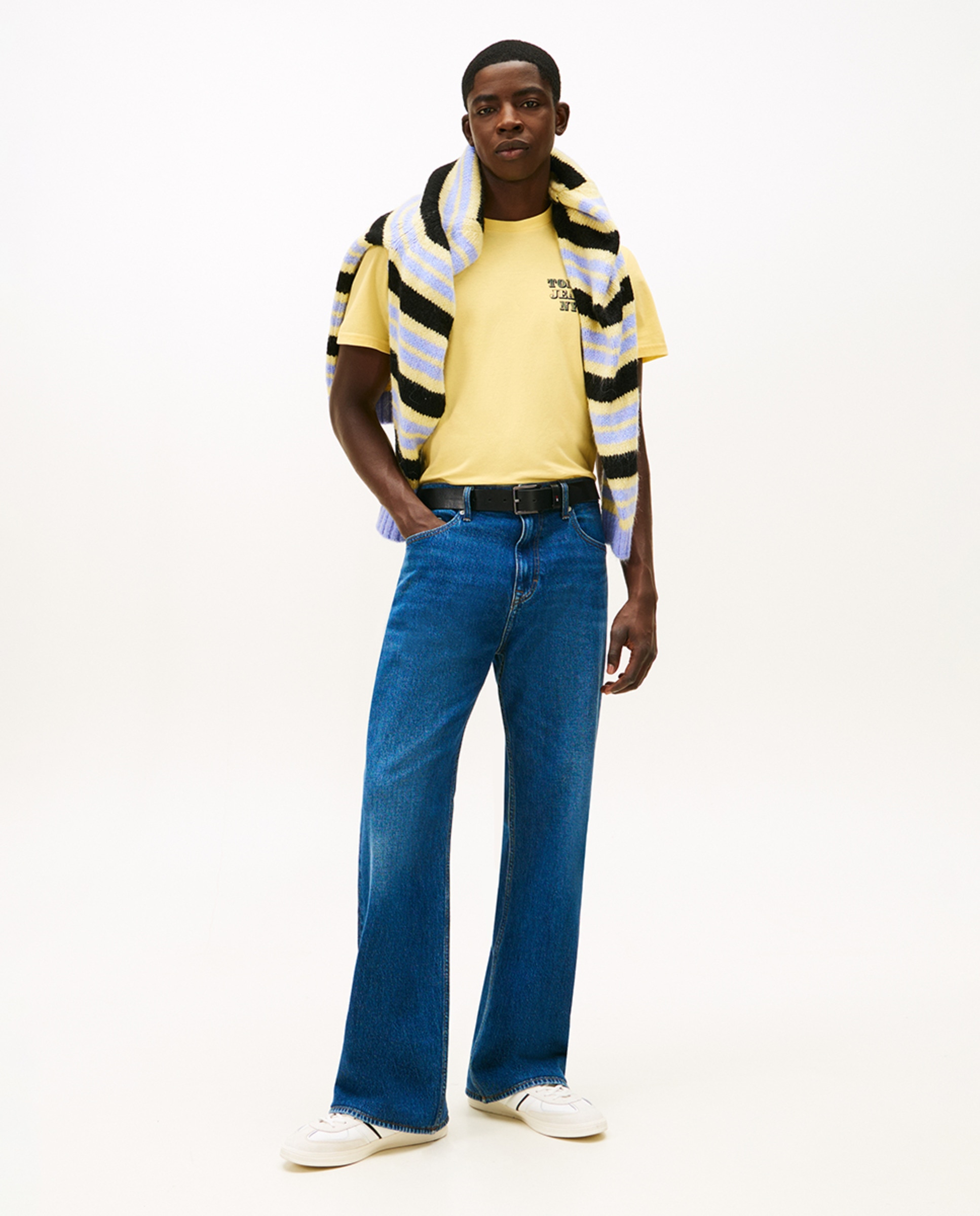 T-shirt Slim Fit com Manga Curta Amarelo-5