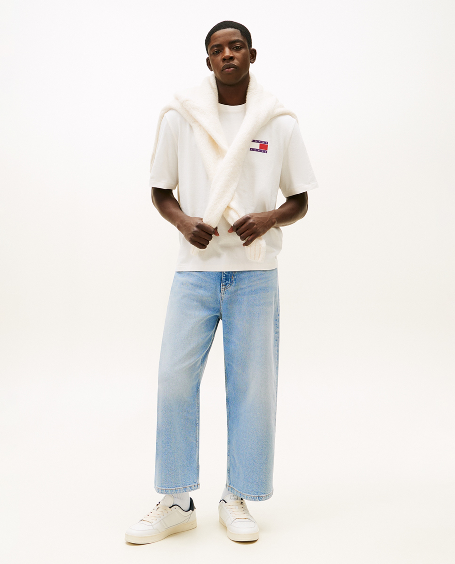 T-shirt 90s Fit com Manga Curta Cru-5