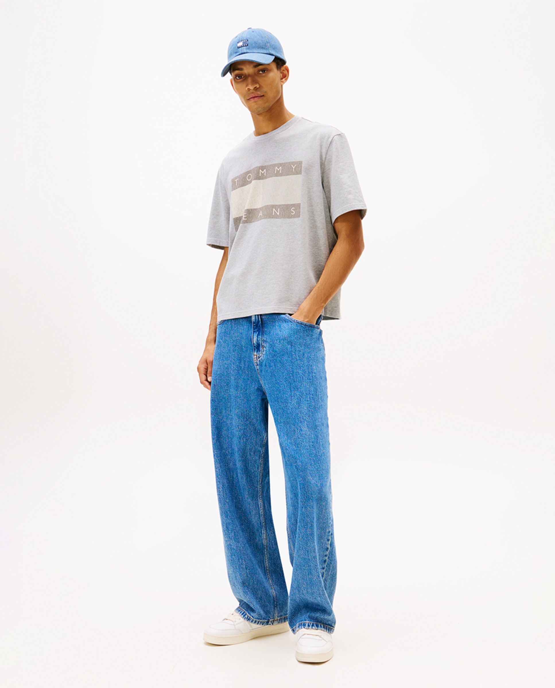 T-shirt 90s Fit com Manga Curta Cinzento-5