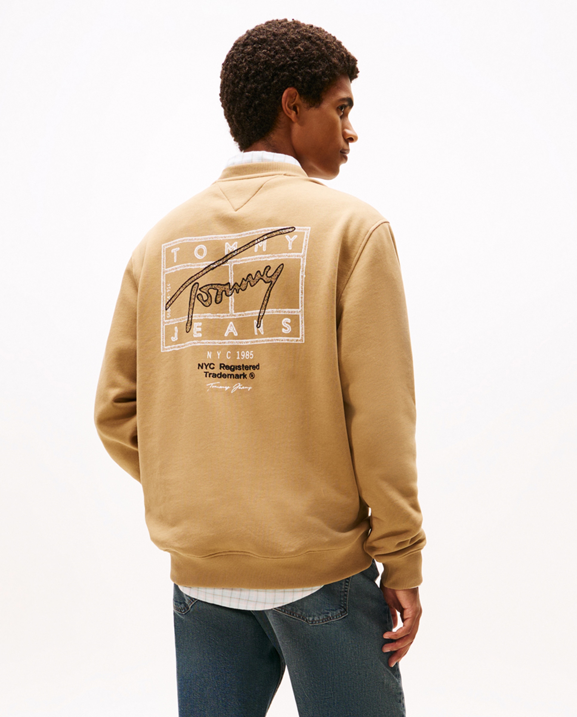 Sweatshirt Regular Fit com Gola Redonda Castanho-claro-2