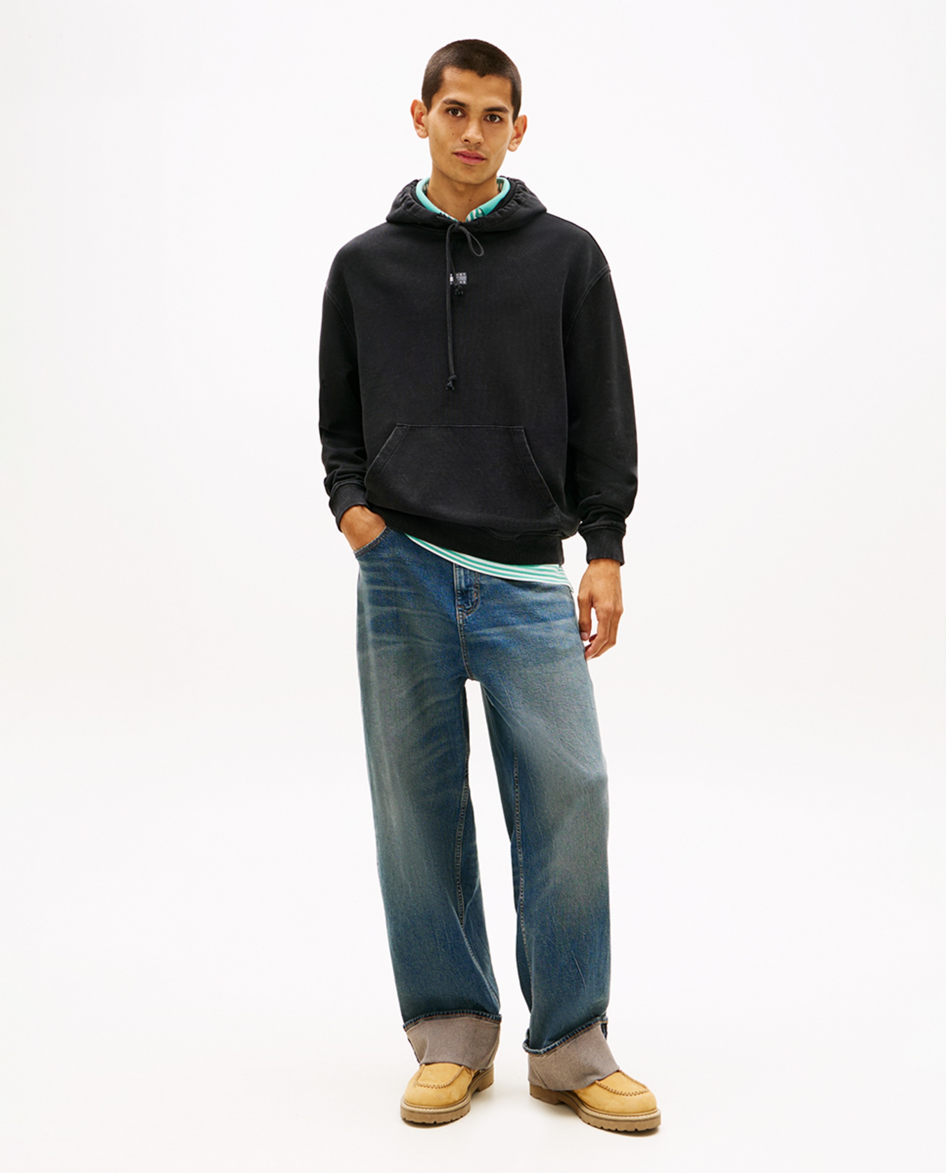 Sweatshirt Relaxed com Capuz Preto-5