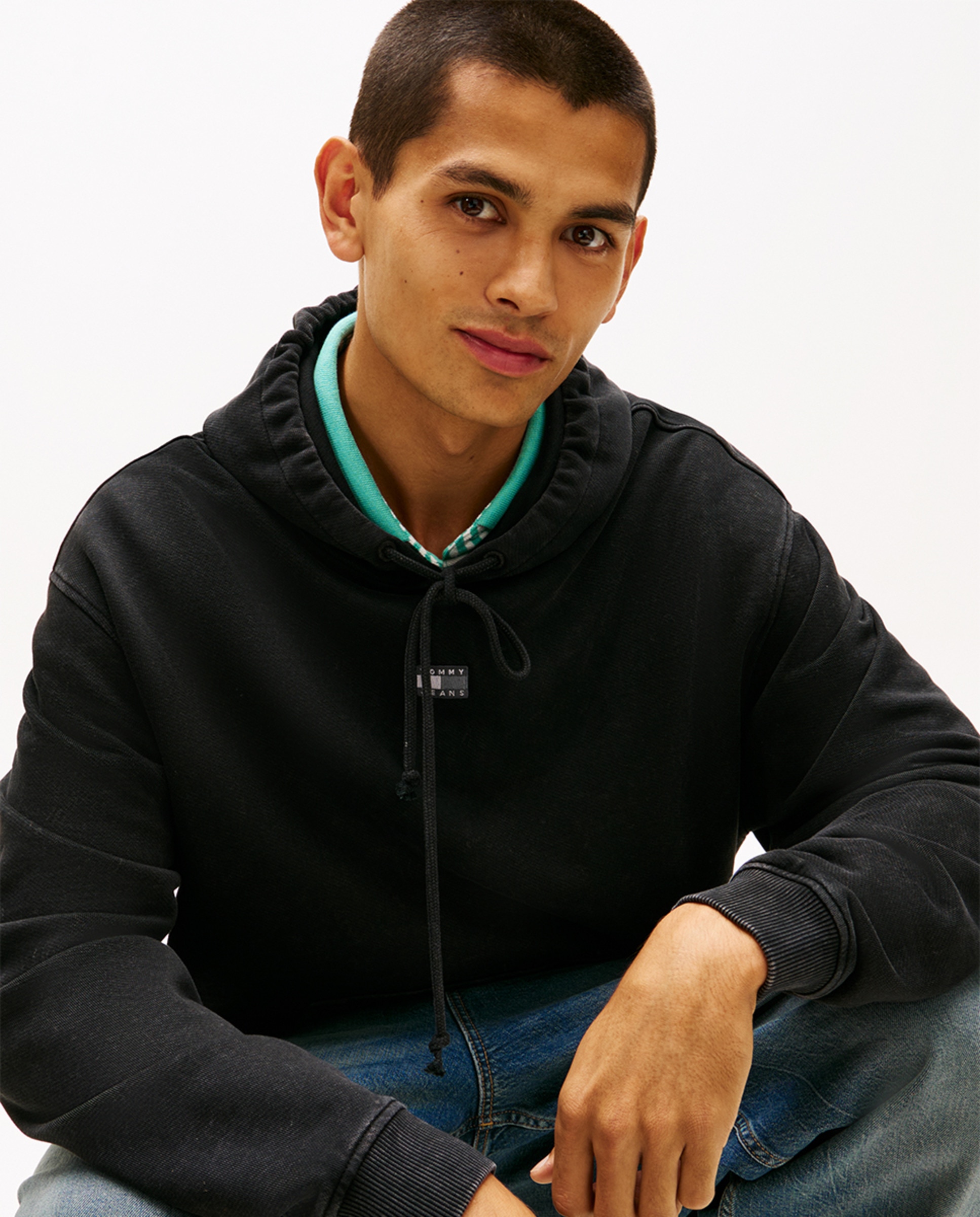 Sweatshirt Relaxed com Capuz Preto-3