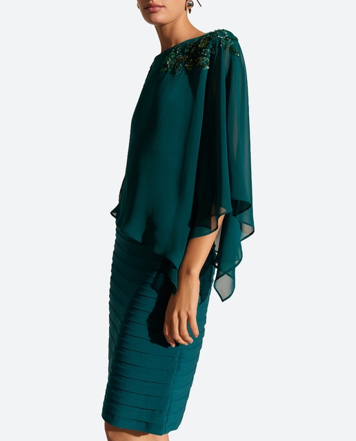 Imagen 0 de Vestido corto de capas con jaretas