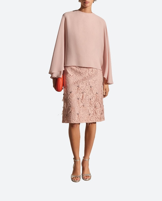 Imagen 0 de Vestido corto con encaje