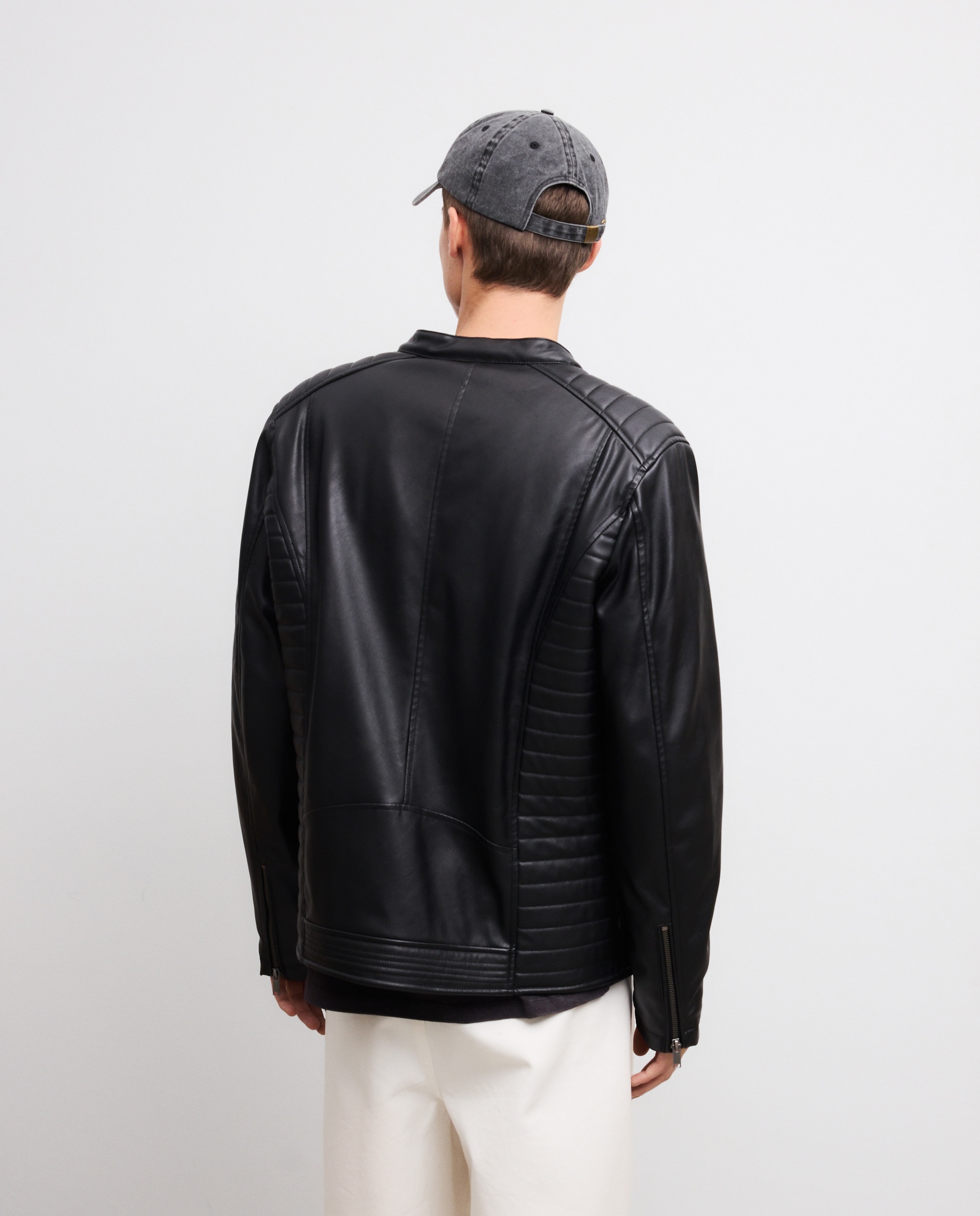 Blusão Biker em Polipele Preto-3