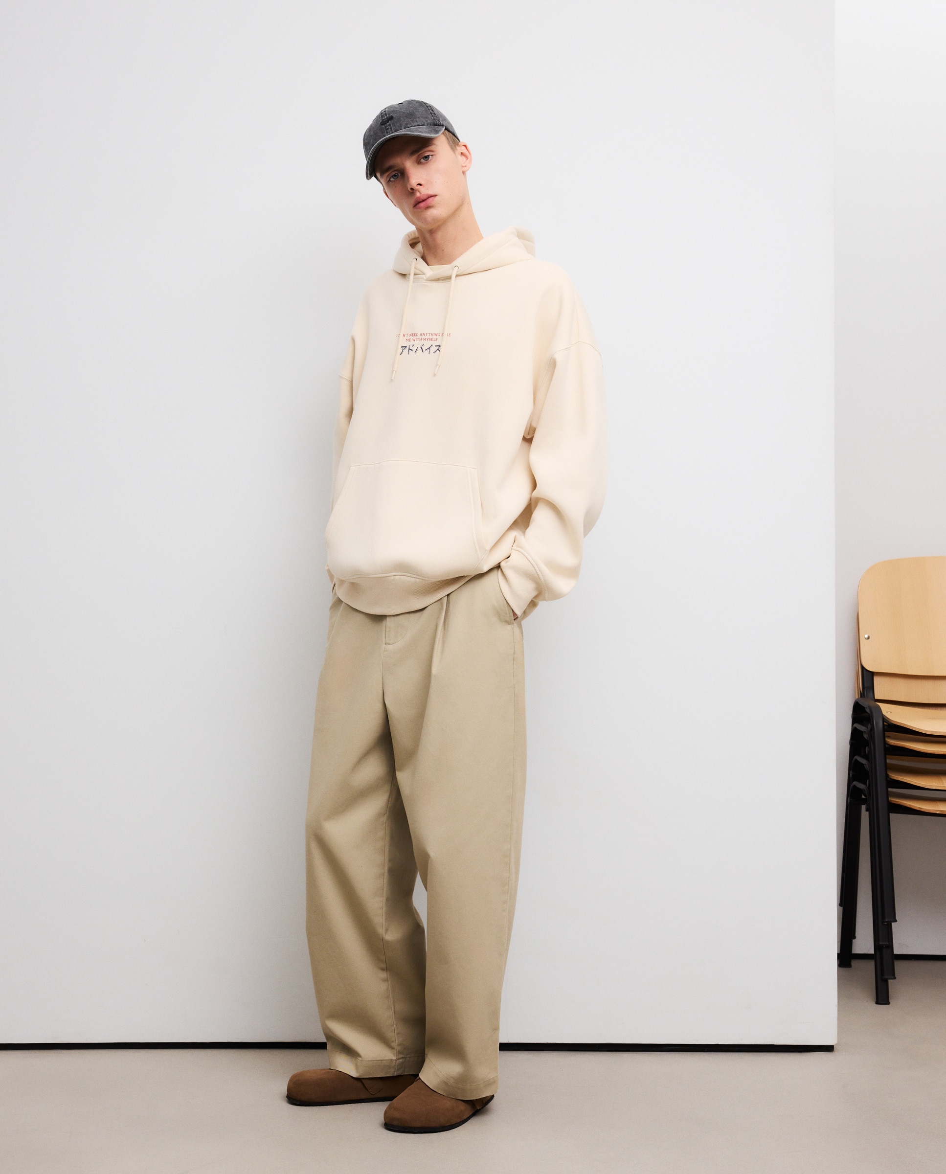 Sweatshirt de homem com capuz 130 Marfim-1