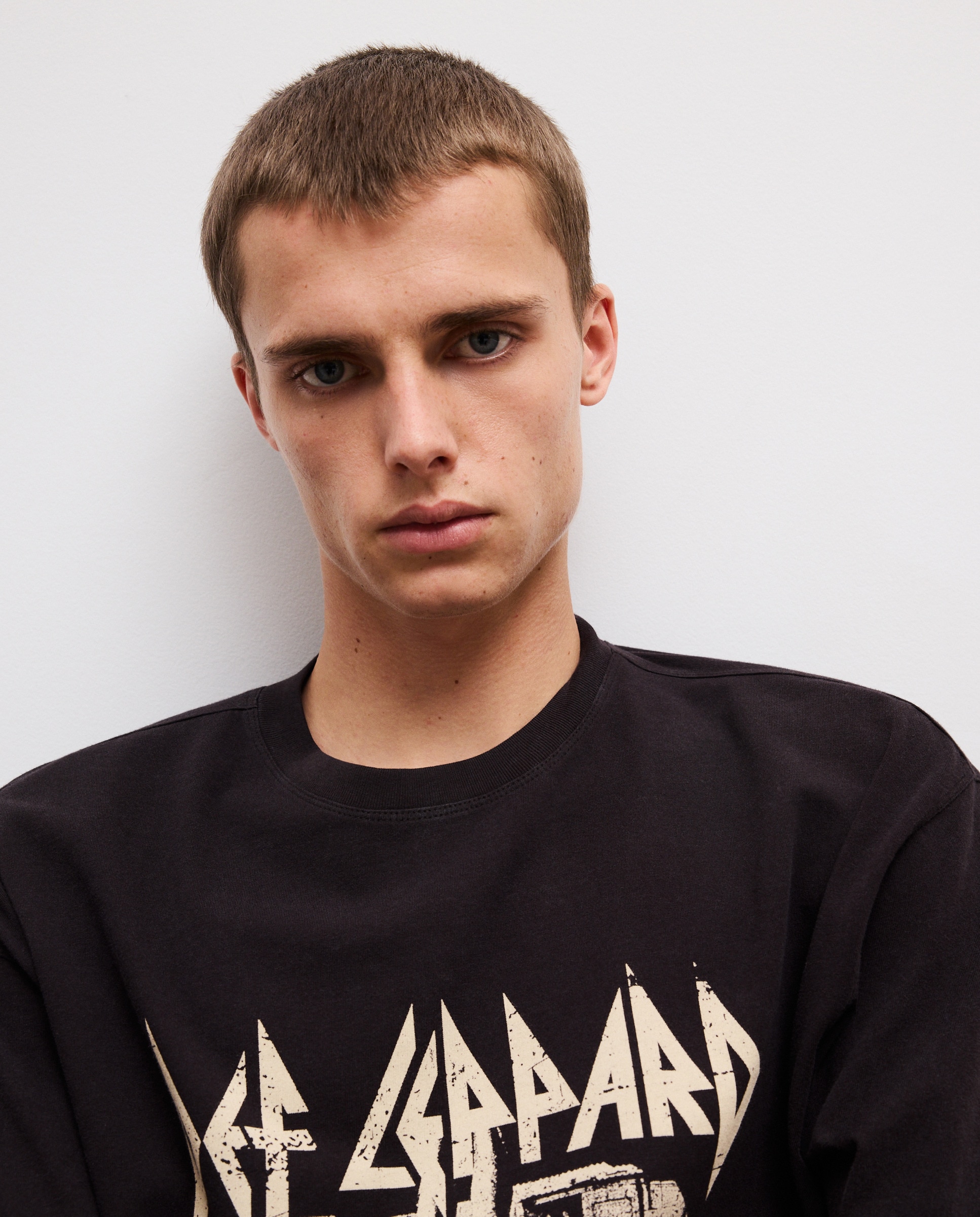 T-shirt de Manga Curta com Estampado de Música Def Leppard Preto-3