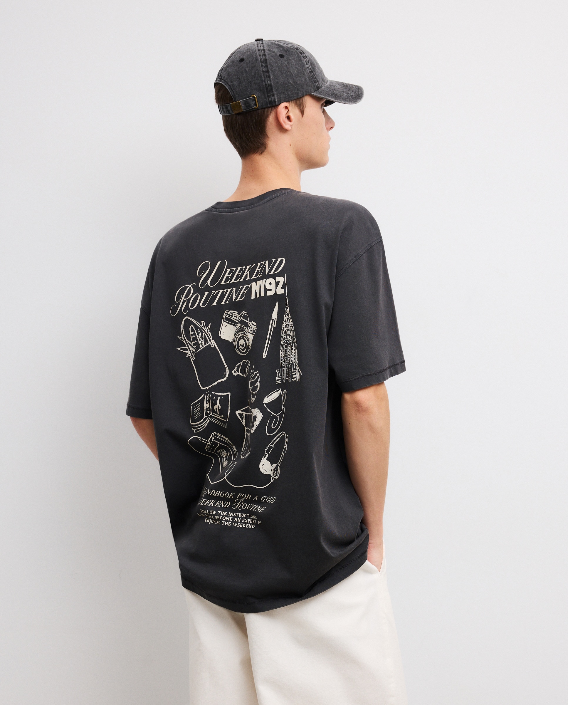 T-shirt de Manga Curta Acid Wash com Estampado Posicional Preto-3