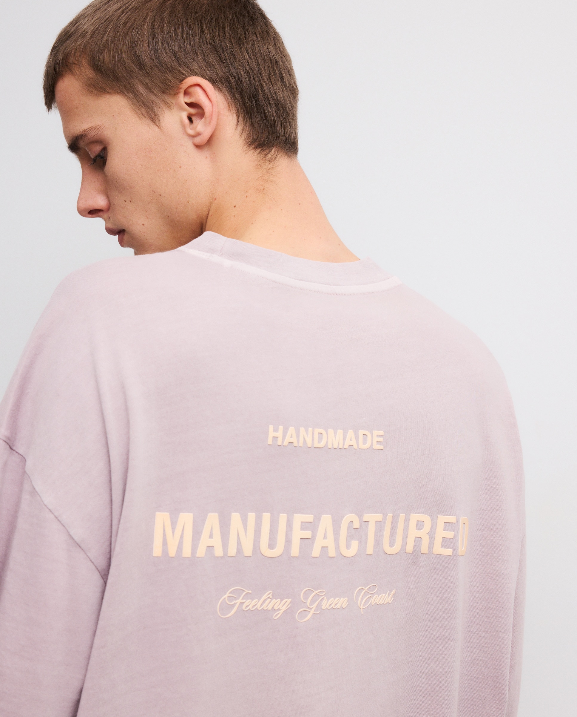 T-shirt de Manga Curta com Texto Posicional Boxy Rosa-4