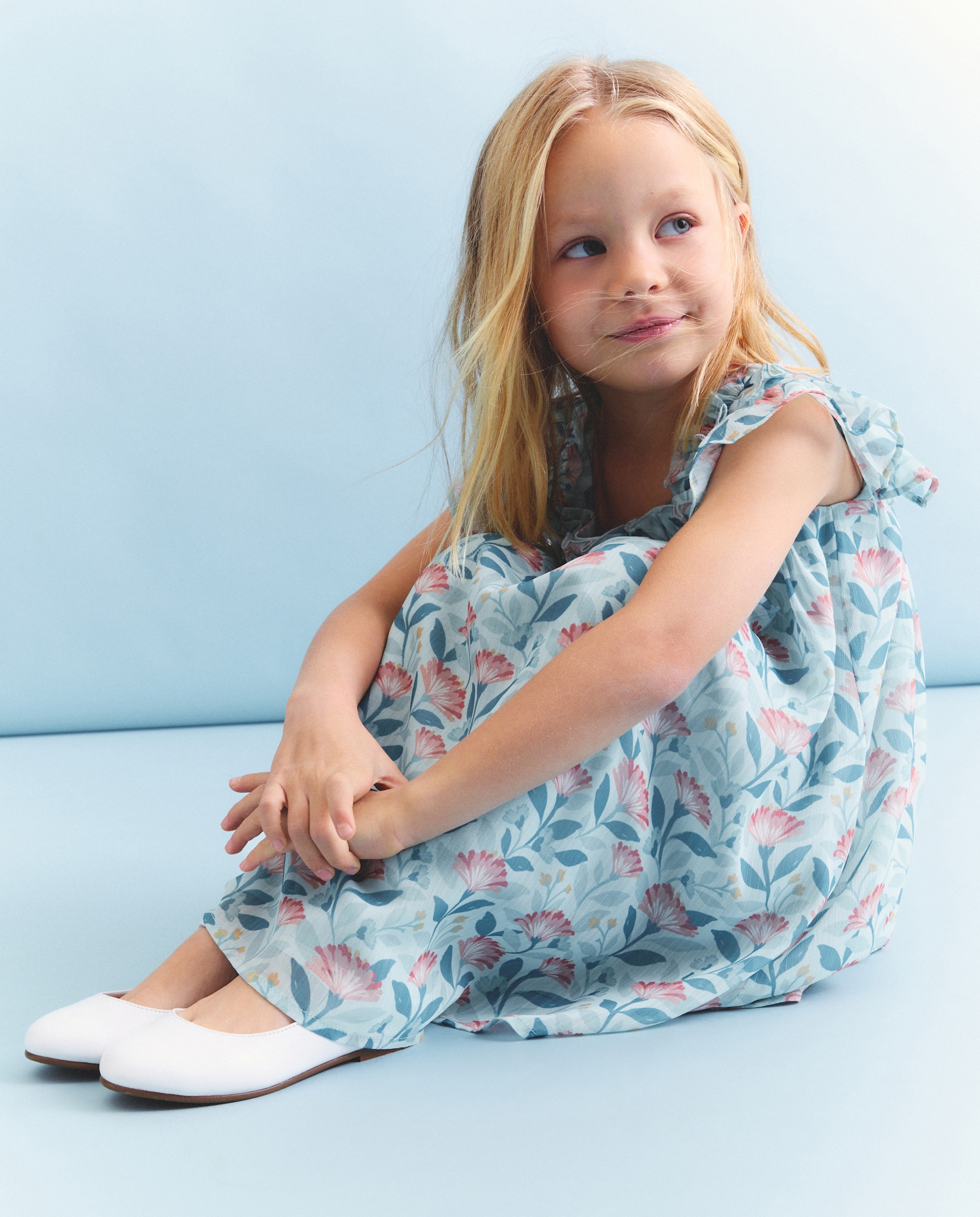 Imagem 0 de Vestido de Criança com Folhos e Estampado Floral