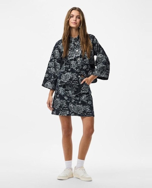 Imagem 0 de Saia de Ganga com Estampado Floral.