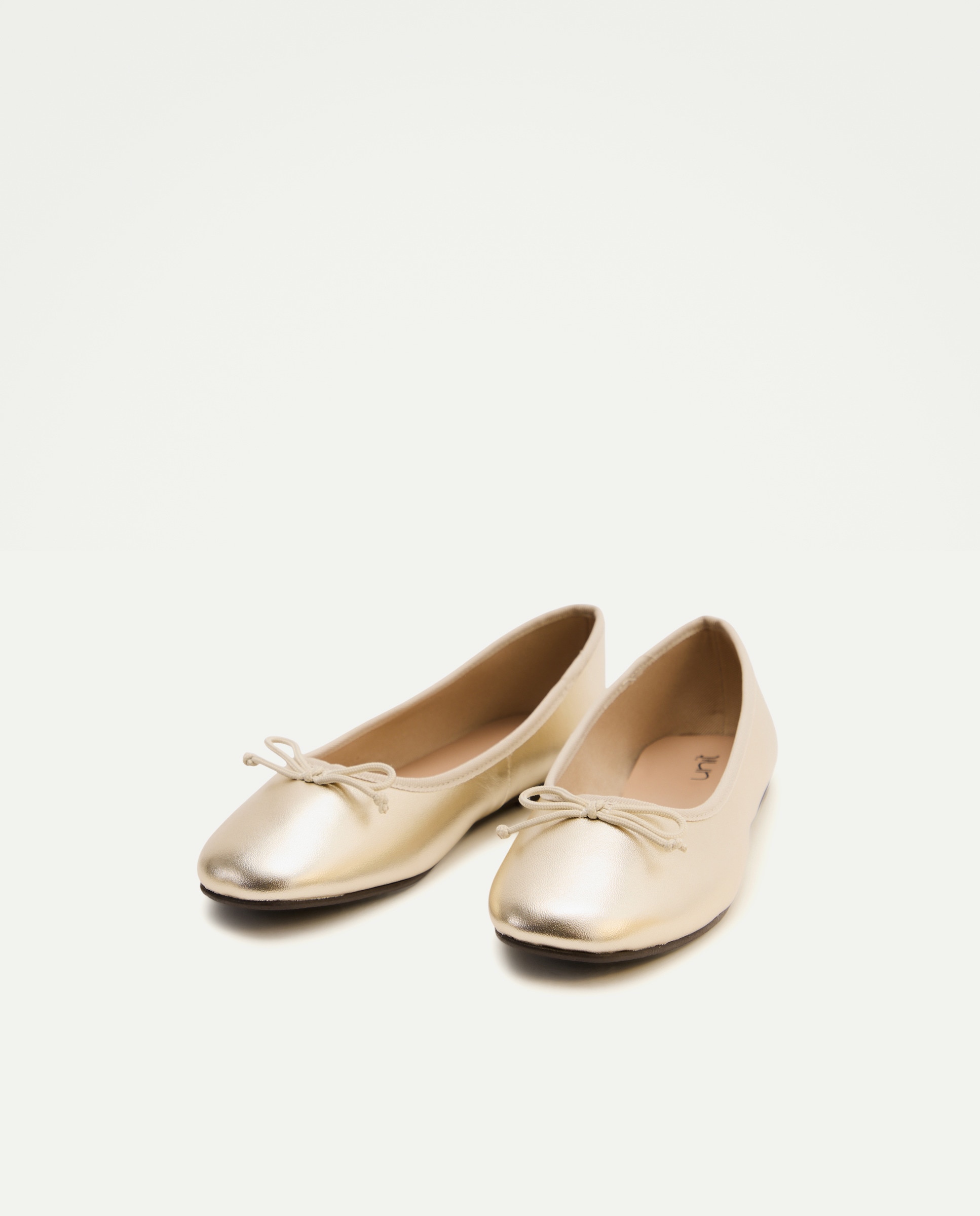 Bailarina niña de piel 390 Oro-2