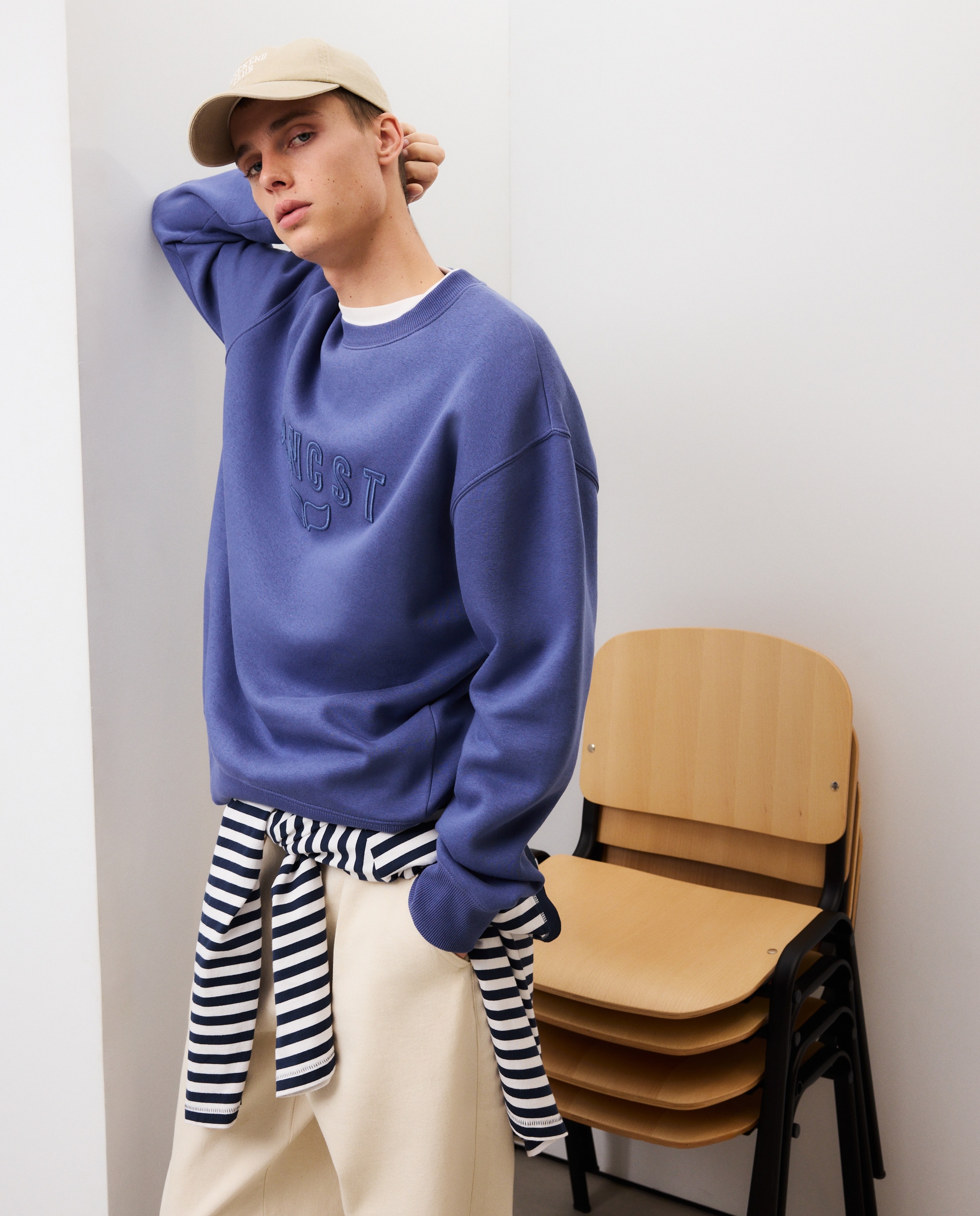 Sweatshirt com Decote Redondo 471 Índigo-1