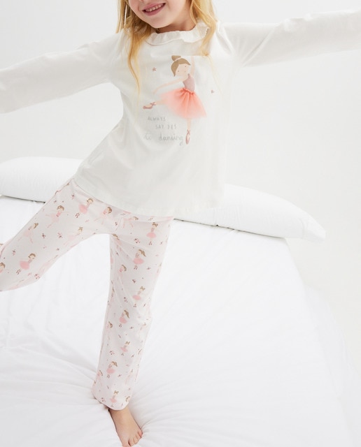 Imagen 0 de Pijama de niña largo de hadas con volante
