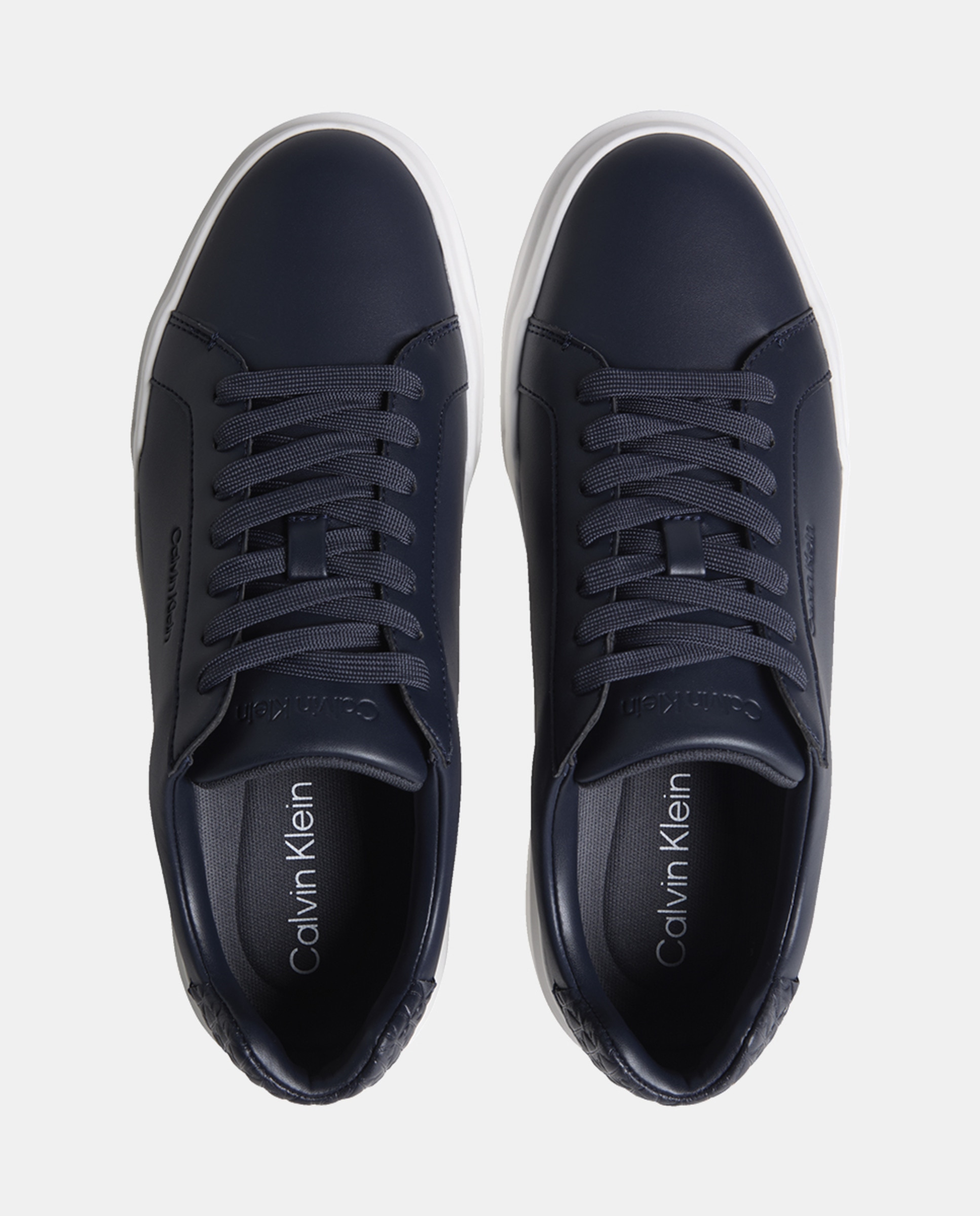 Sapatilhas em Pele com Monograma Azul-marinho-3