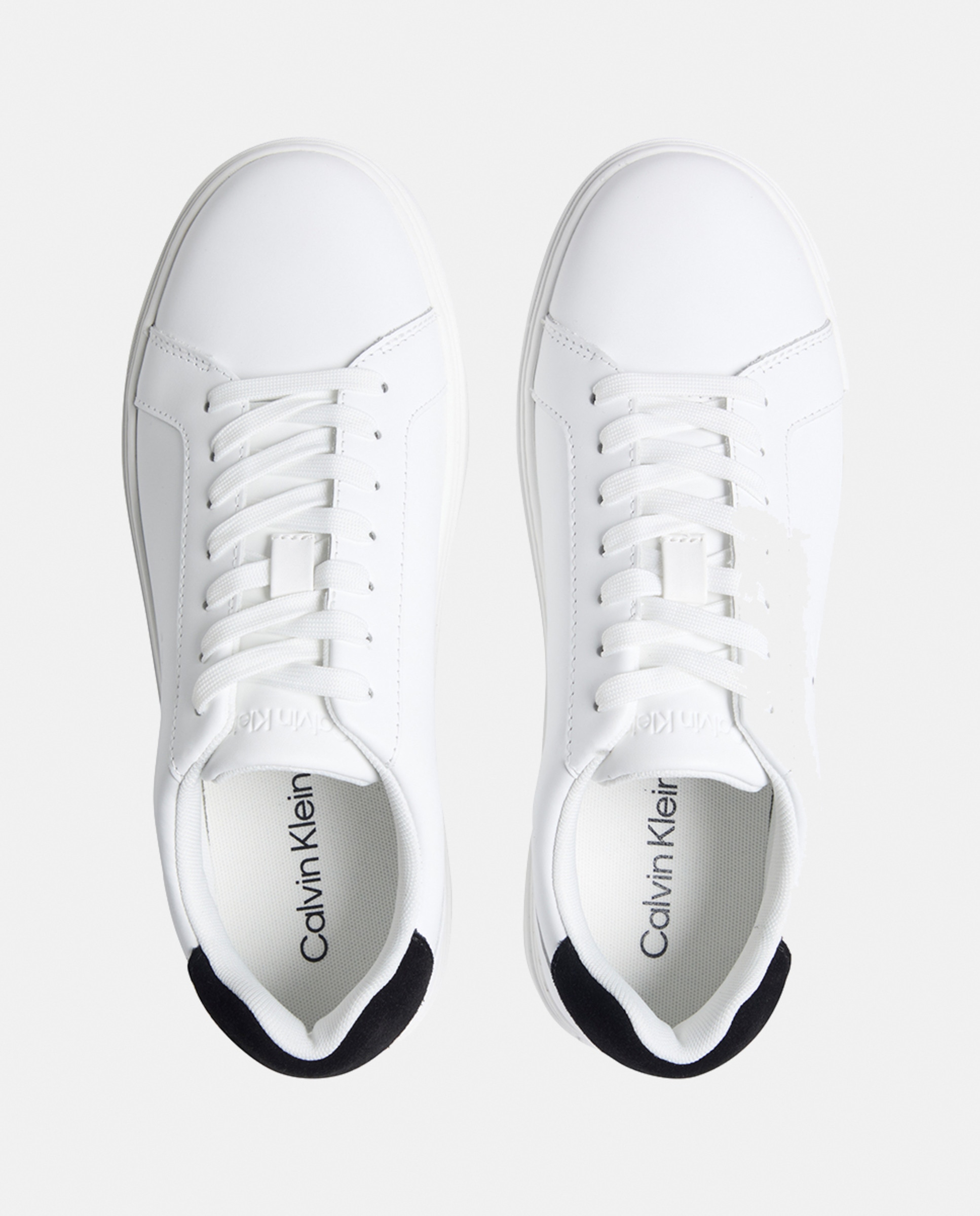 Sapatilhas em Pele Branco-3