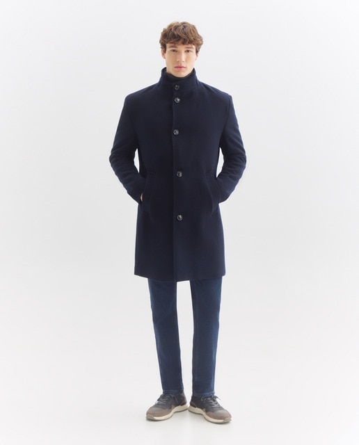 Imagem 0 de Casacão Tipo Sobretudo com Bolsos Inclinados