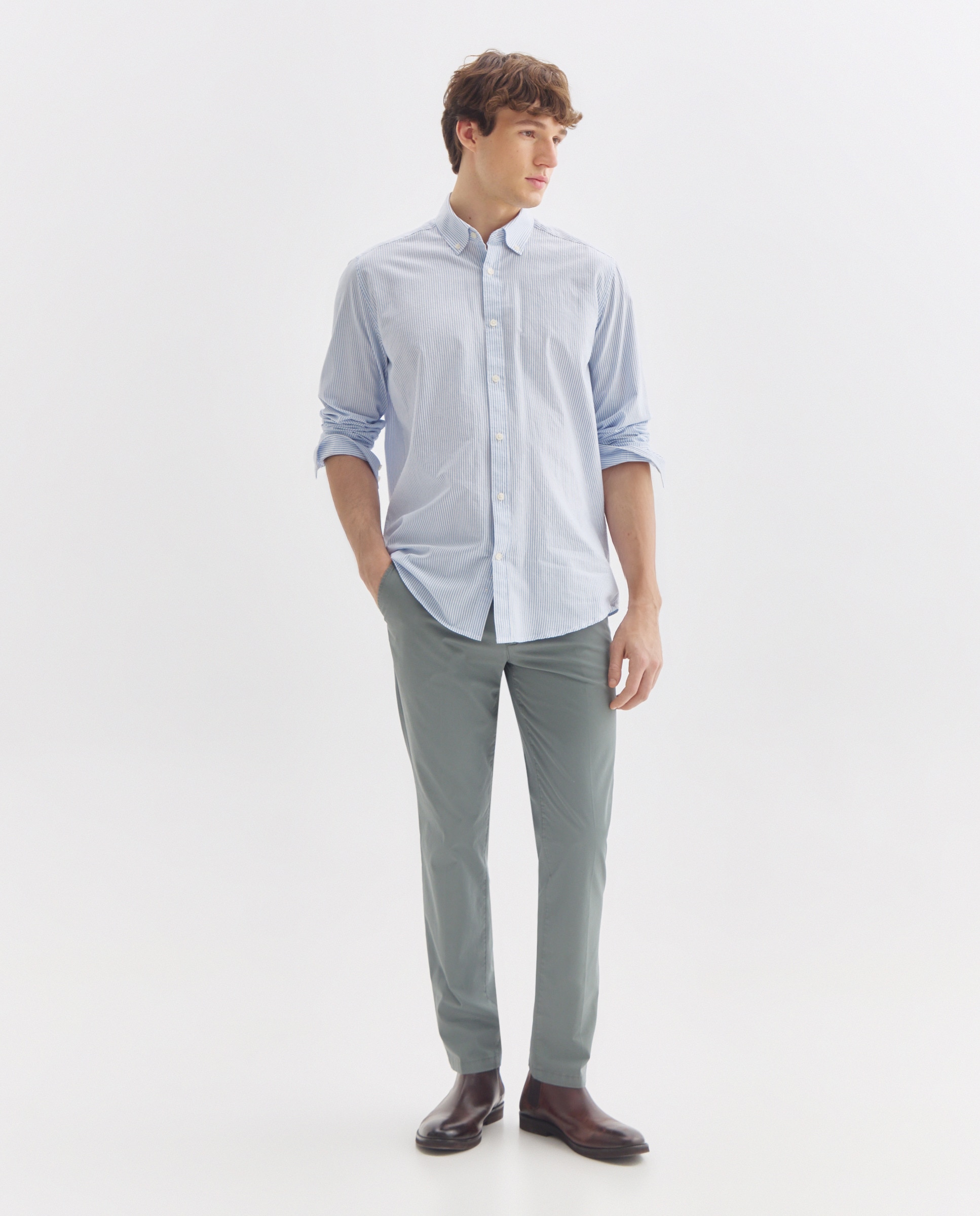 Imagen 0 de Pantalón hombre chino básico