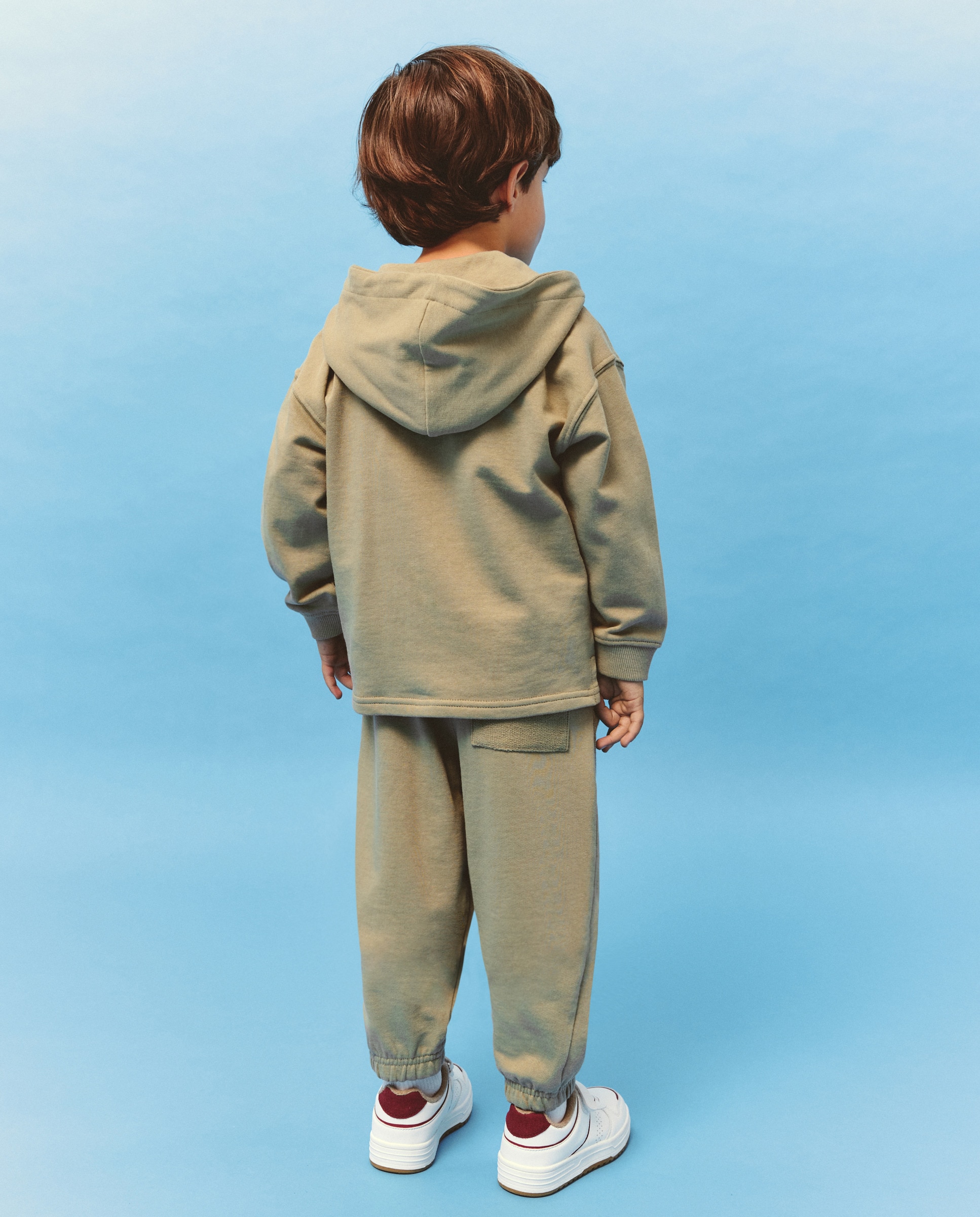 Sweatshirt Fechada com Capuz e Bolso Canguru Verde-3