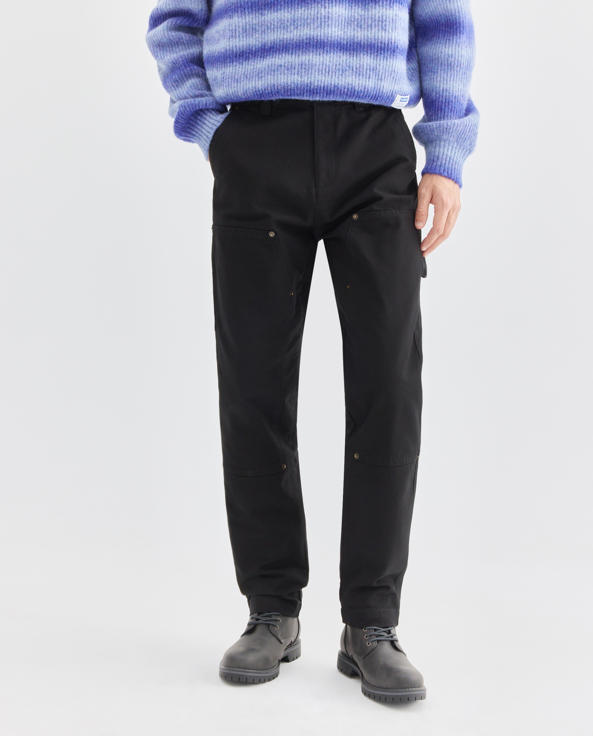 Calças com Corte Folgado Preto-2