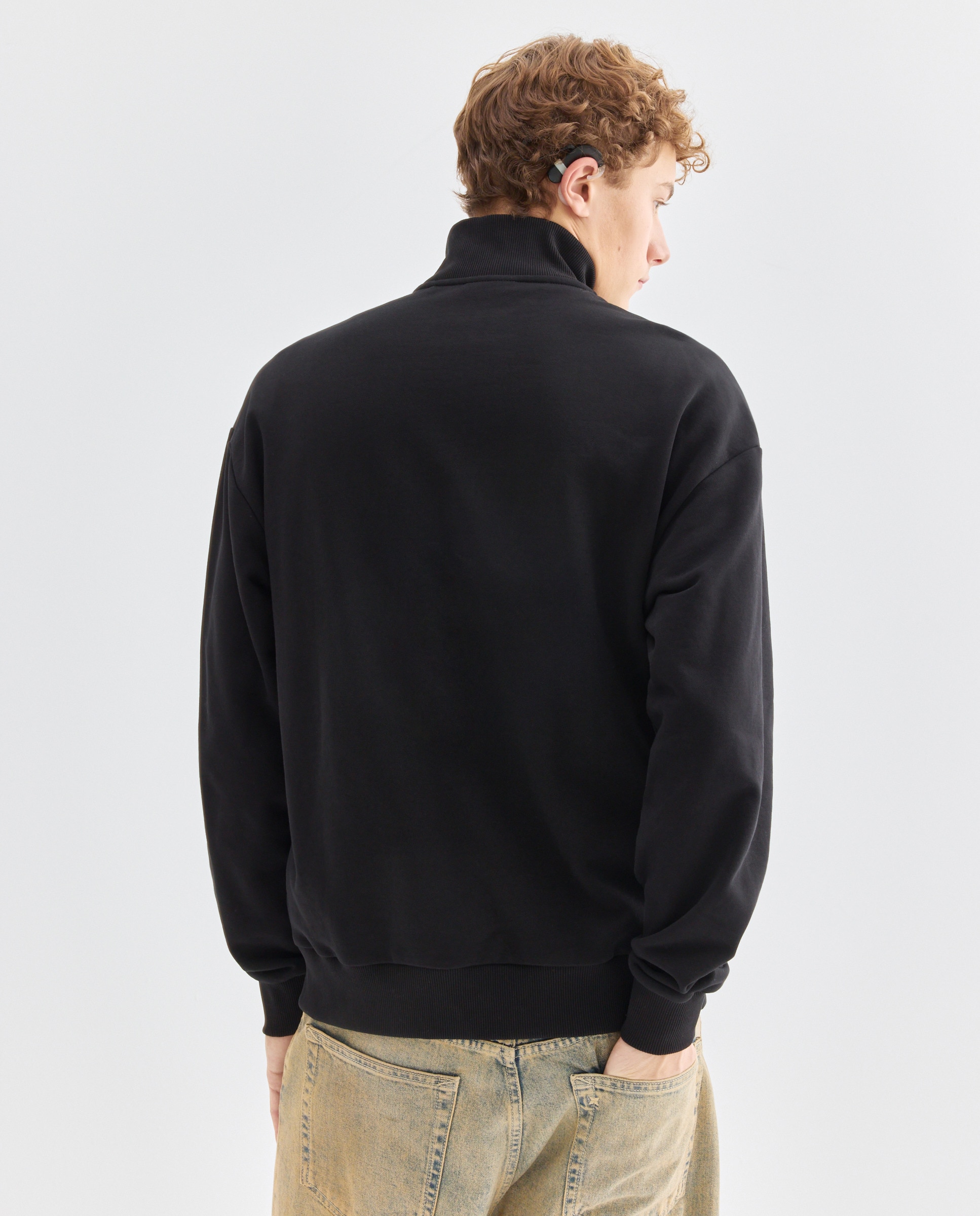 Sweatshirt de Manga Comprida Preto-3