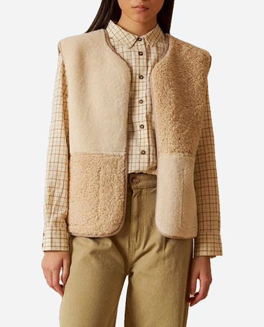 Imagen 0 de Chaleco de mujer cuello redondo hombro recto