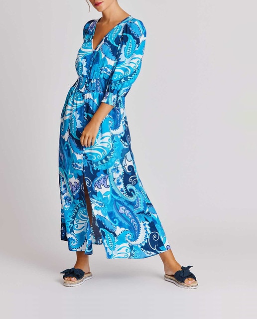 Imagen 0 de Vestido largo con escote pico y mangas 3/4