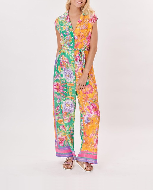 Imagen 0 de Pantalón de mujer largo, ancho y sin manga.