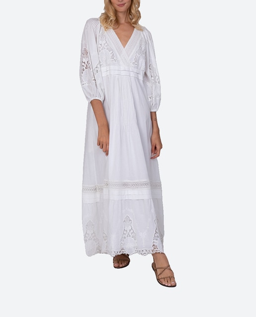 Imagen 0 de Vestido largo con escote pico