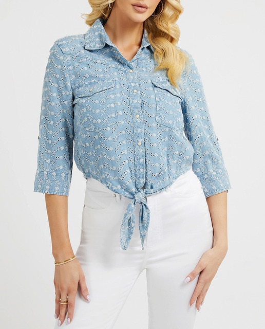 Imagen 0 de Camisa vaquera bordado suizo de mujer