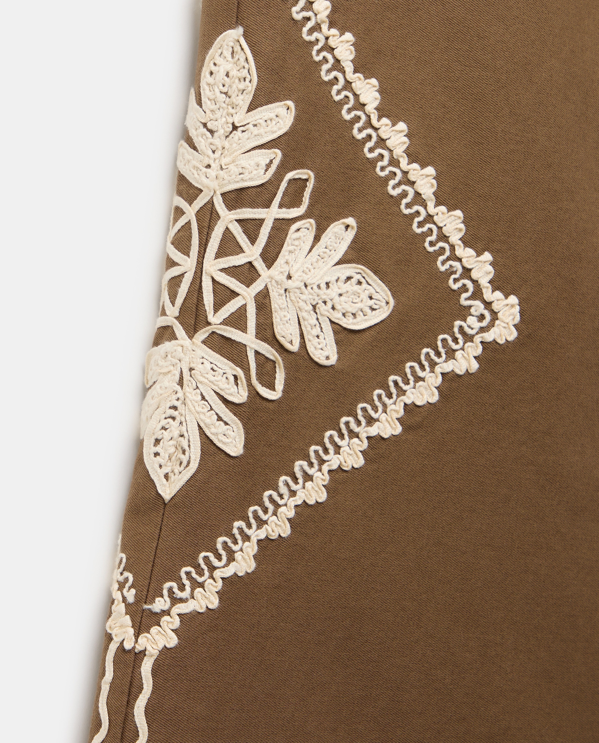 Calças Largas com Bordado Castanho-6