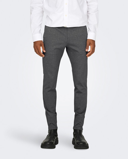 Imagem 0 de Calças Chino. Sim Fit.