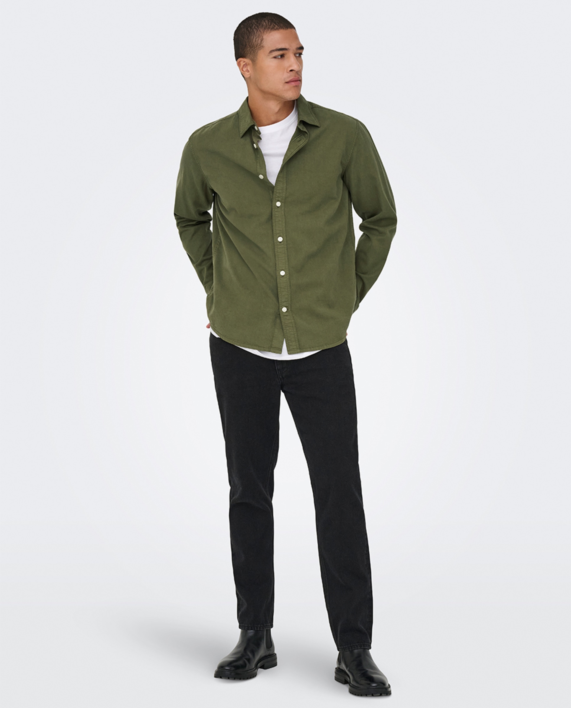 Camisa Regular Fit com Manga Comprida Verde-militar-6