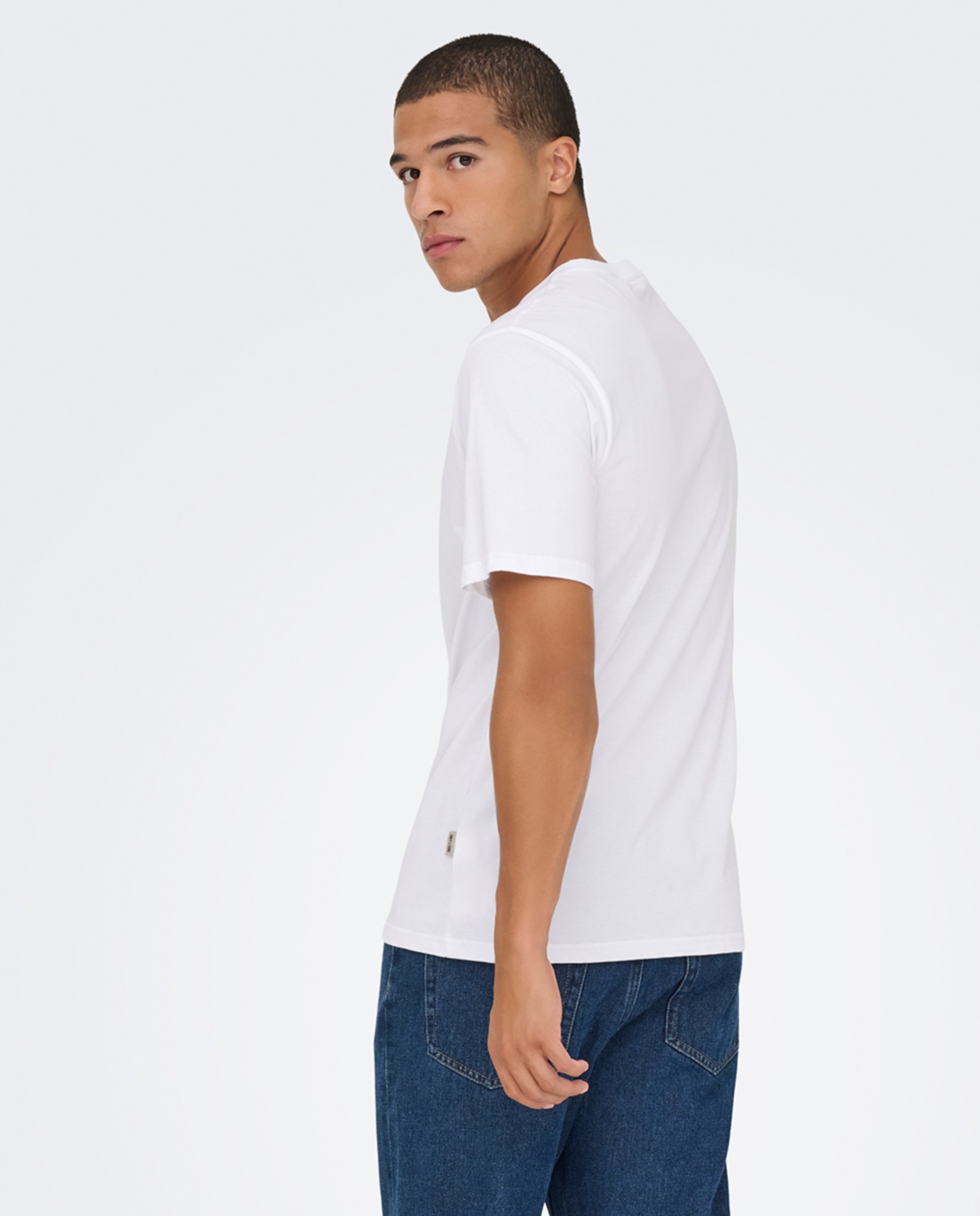 T-shirt de Manga Curta Regular Fit. 100% Algodão Branco-2