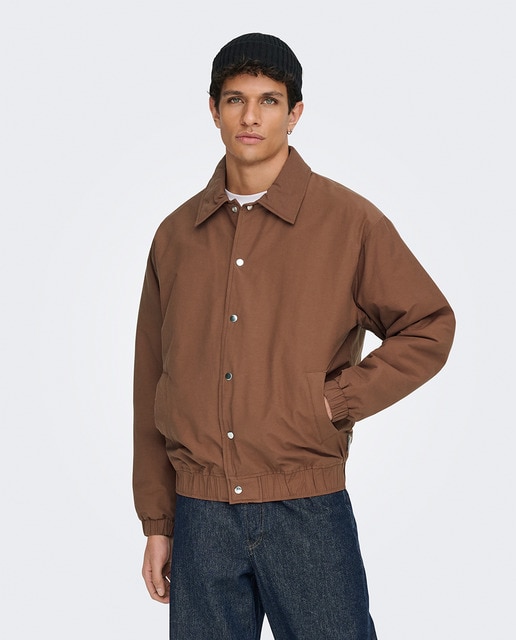 Imagem 0 de Casaco com Cola Clássica. Regular Fit.