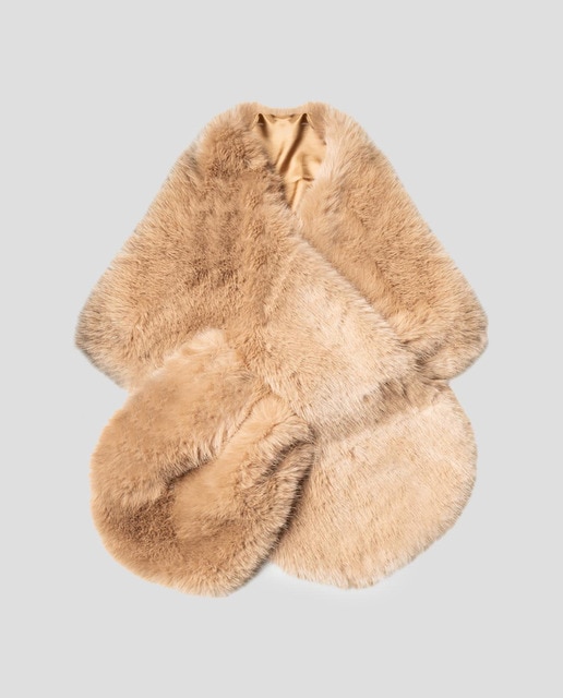 Imagem 0 de Estola Cruzada com Efeito de Pelo