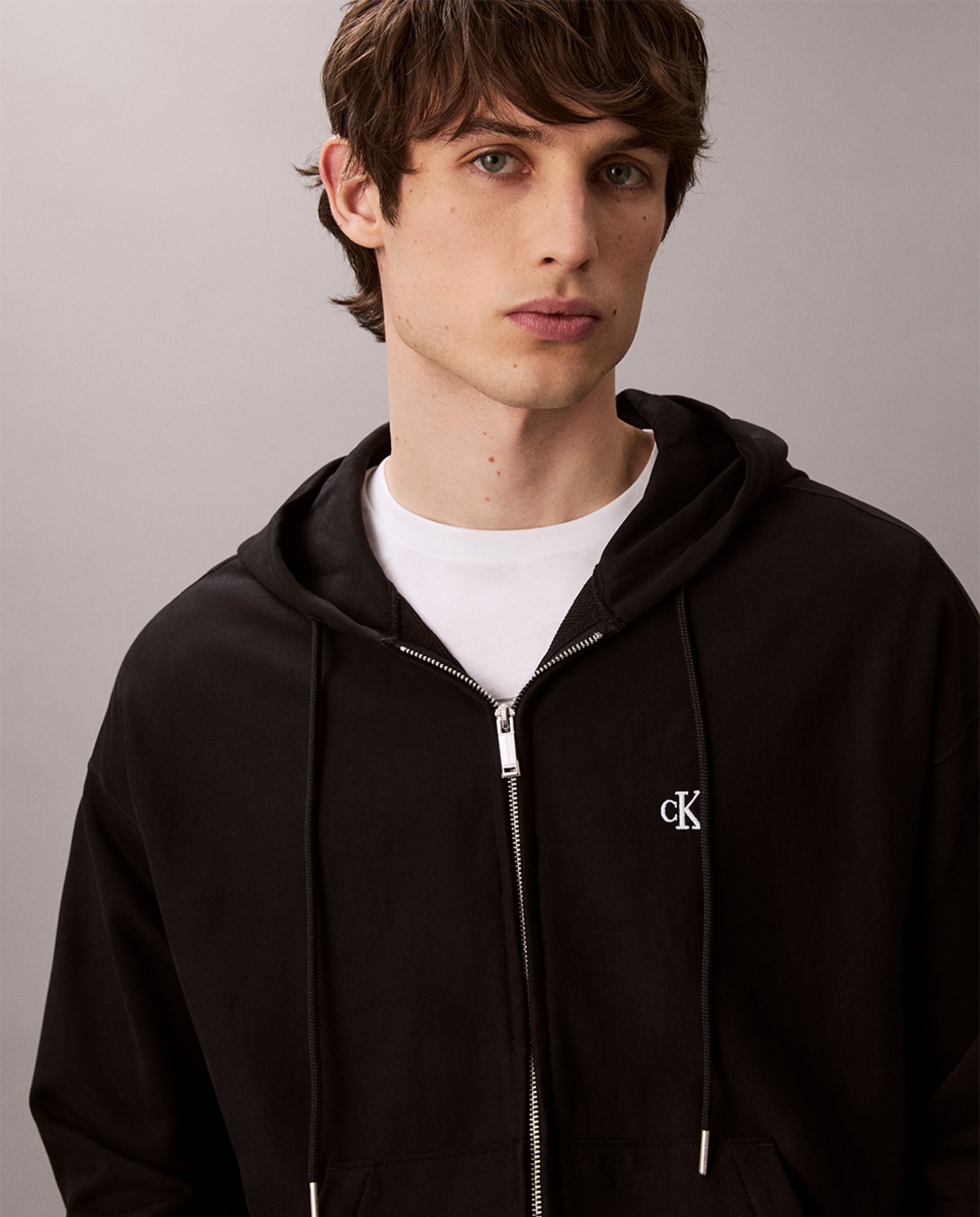 Sweatshirt com Fecho de Correr Preto-3