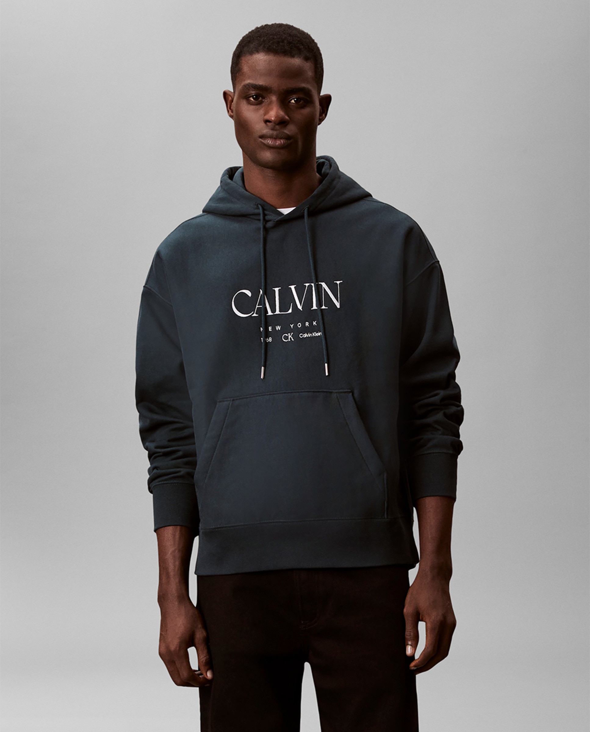 Sweatshirt Premium Bordada Azul-marinho-1