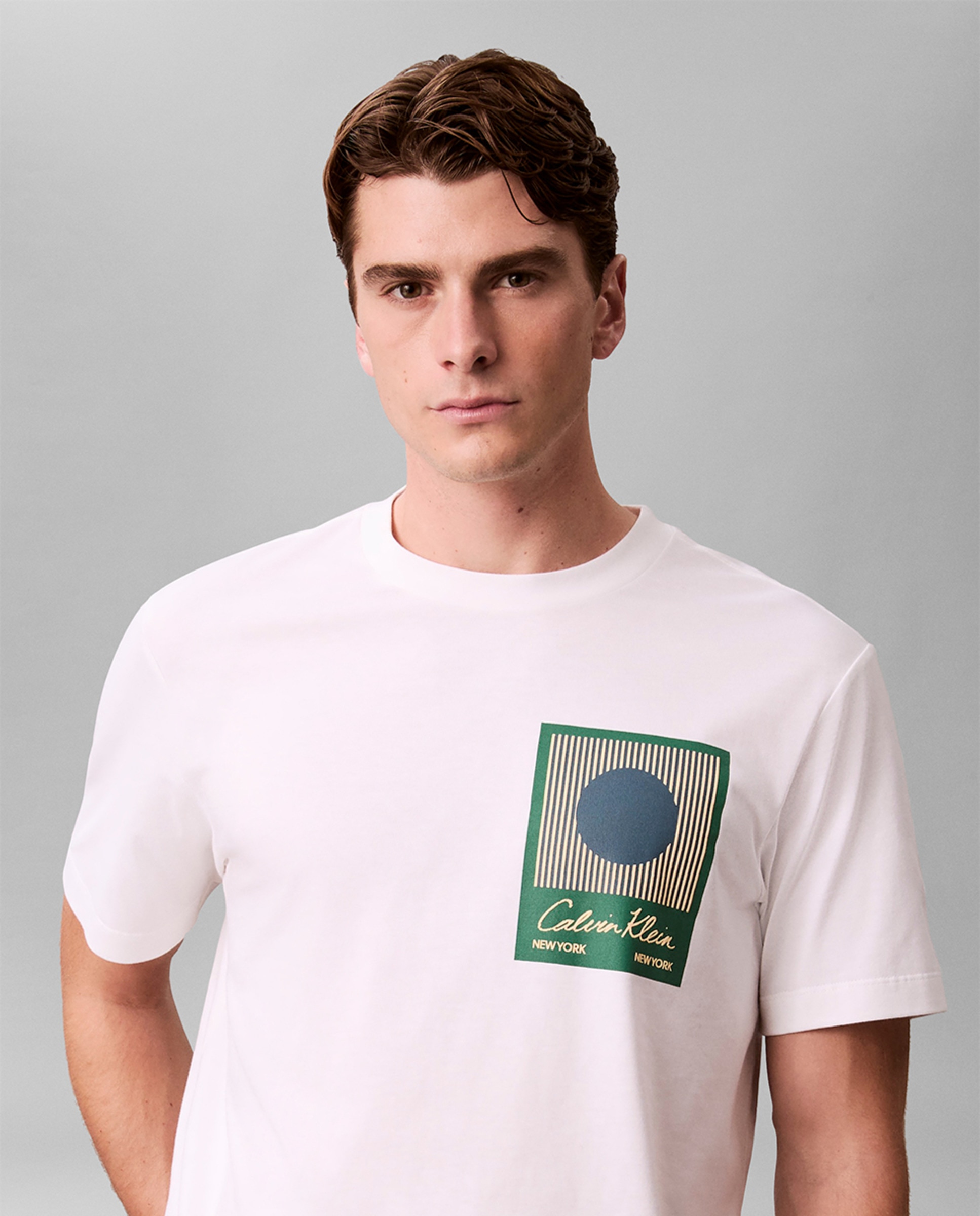 T-shirt com Desenho de Logótipo Branco-3