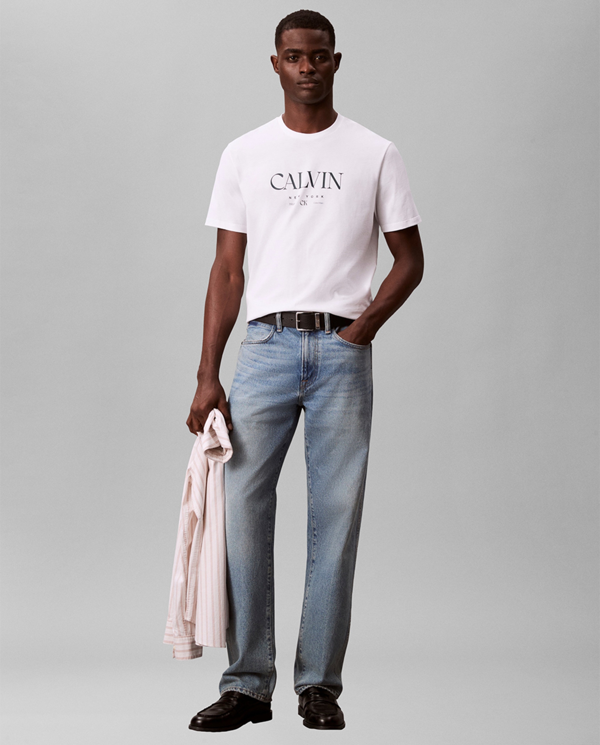 T-shirt com Desenho Gráfico Branco-6