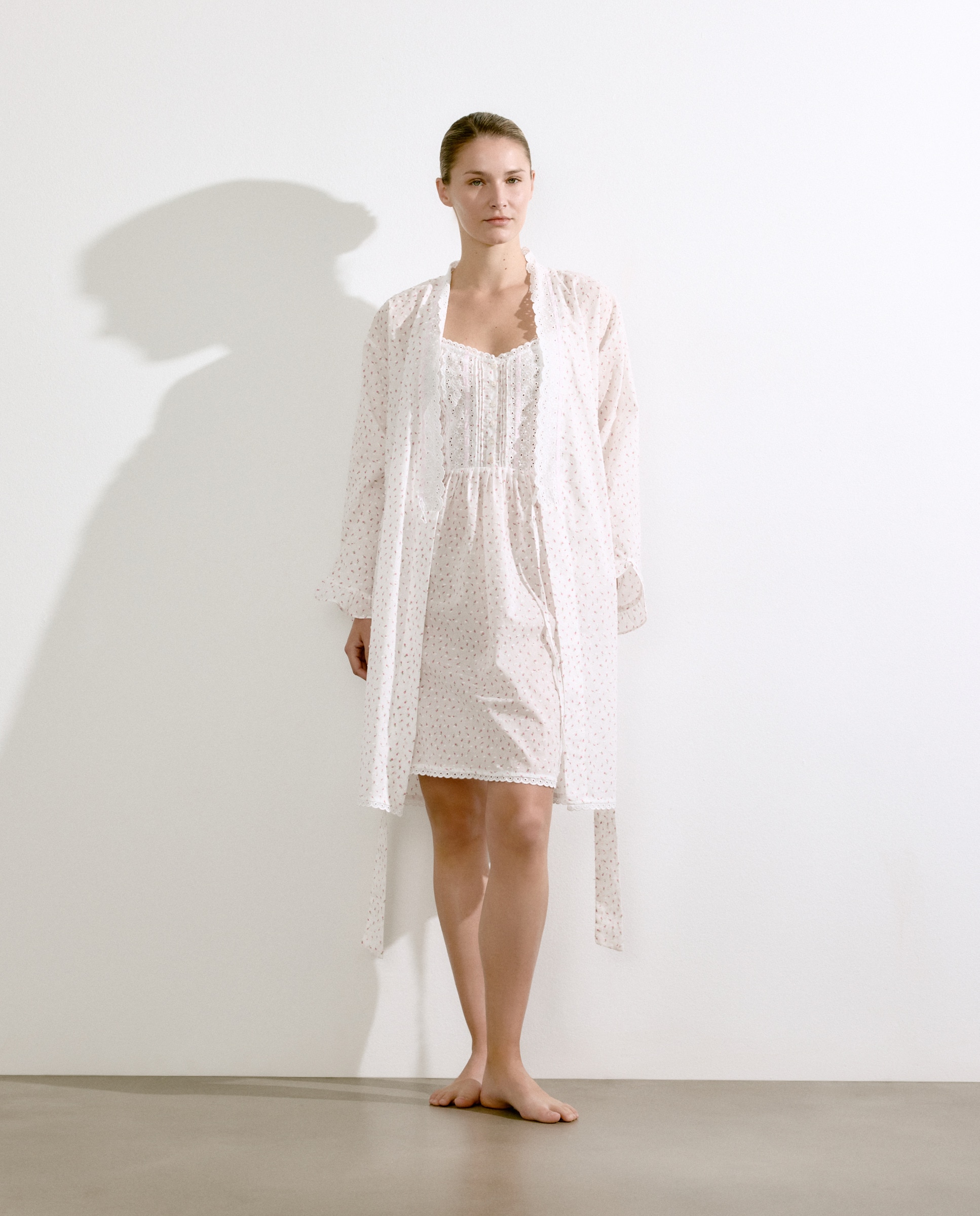 Imagem 0 de Robe Curto com Laço